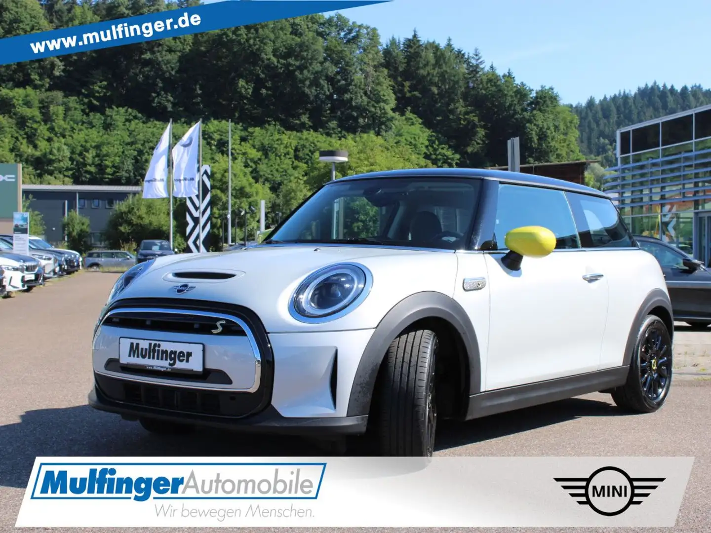 MINI Cooper SE Classic Trim LED Navi Temp. Carplay Silber - 1