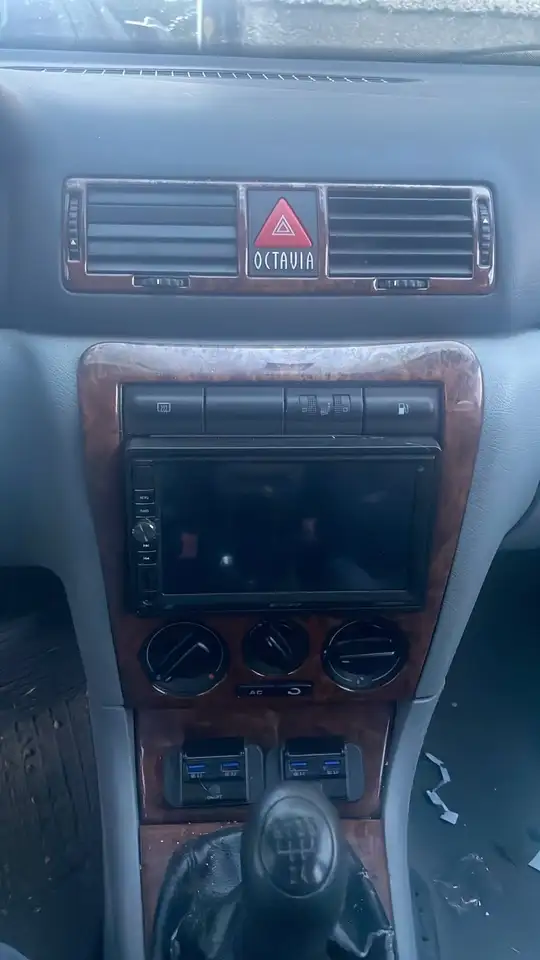 Skoda Octavia 1,6 SLXi, foto 5