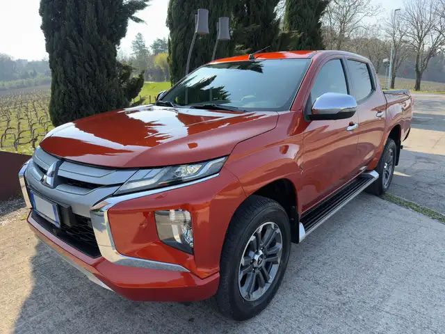 Mitsubishi L200