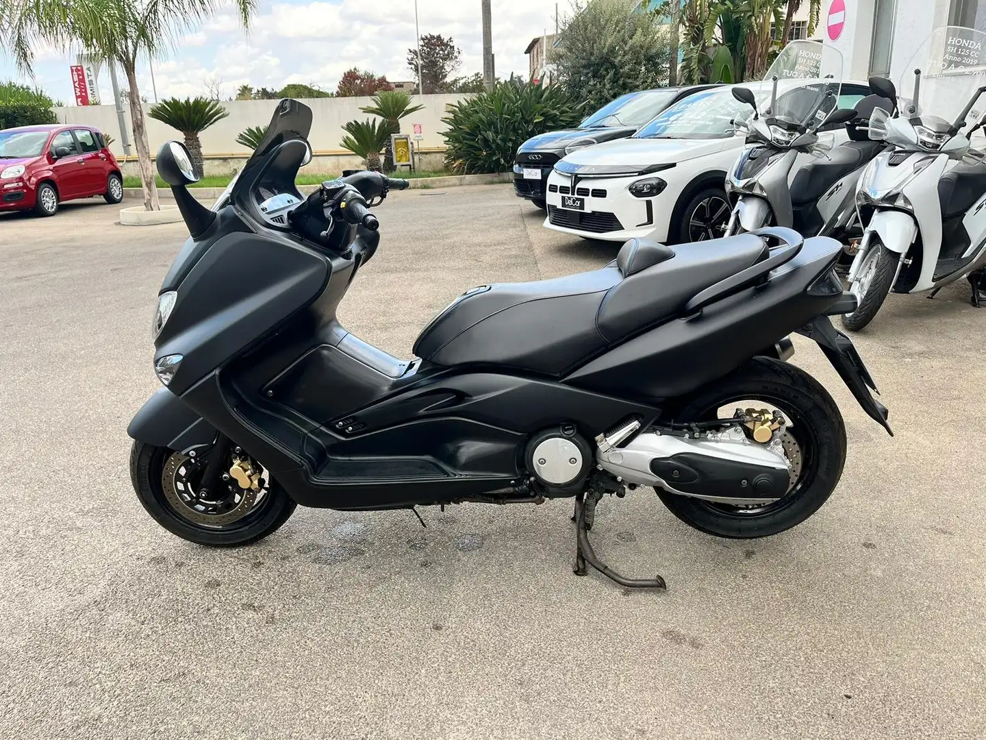 Yamaha TMAX 500 Negro - 2