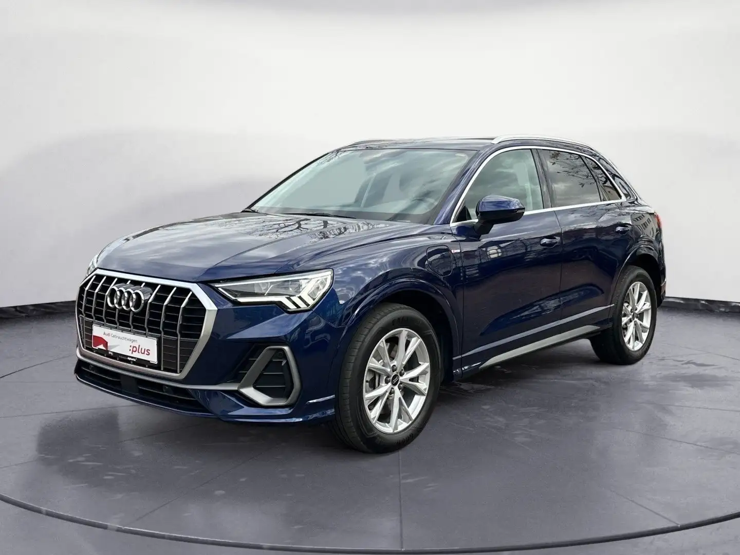 Audi Q3 45 TFSIe S-line LED/Navi/EPH/Assist/uvm. Blau - 2