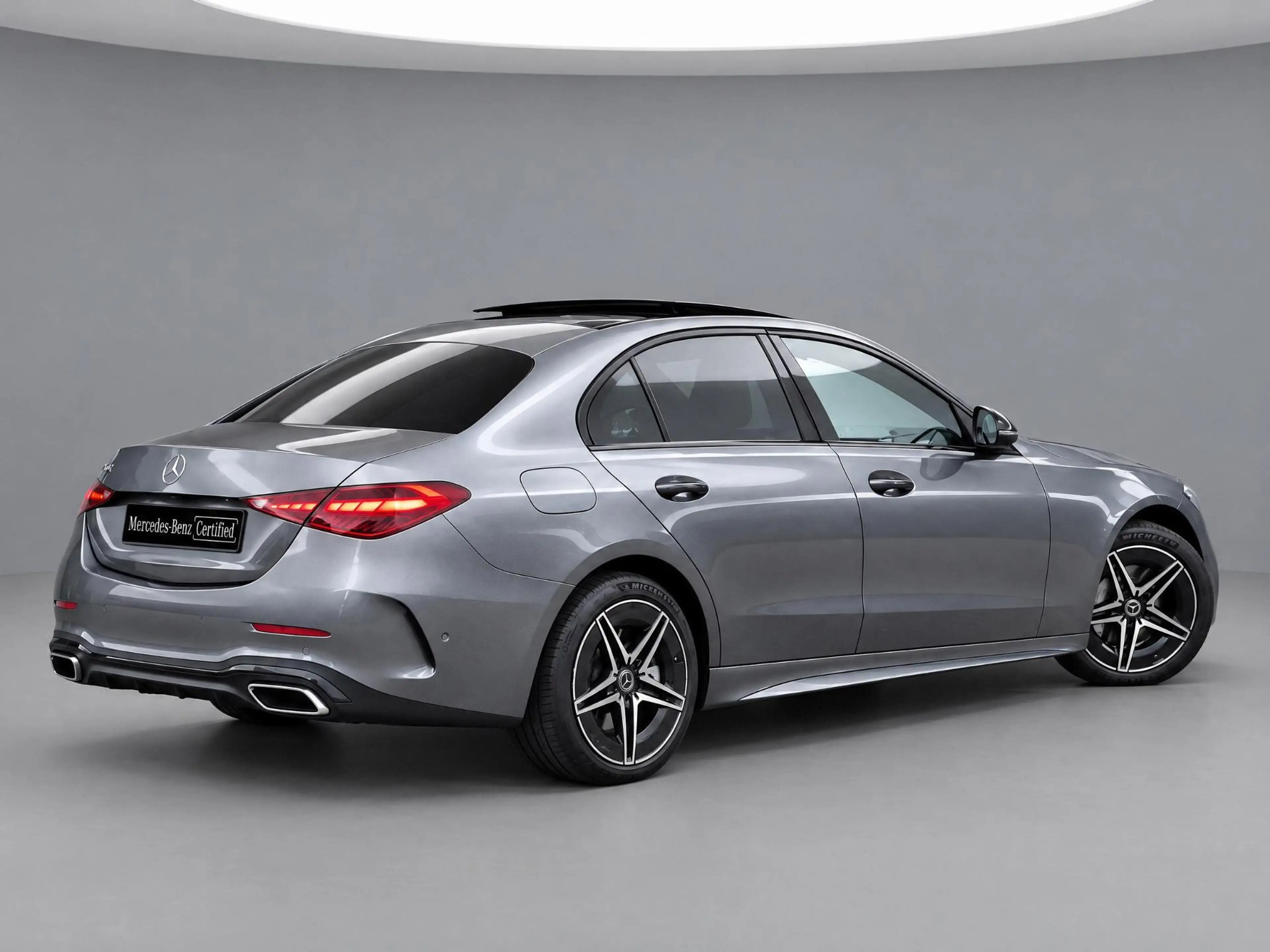 Mercedes-Benz C 300 e AMG Line | Panoramadak | Night Pakket | Trekhaak — photo 3