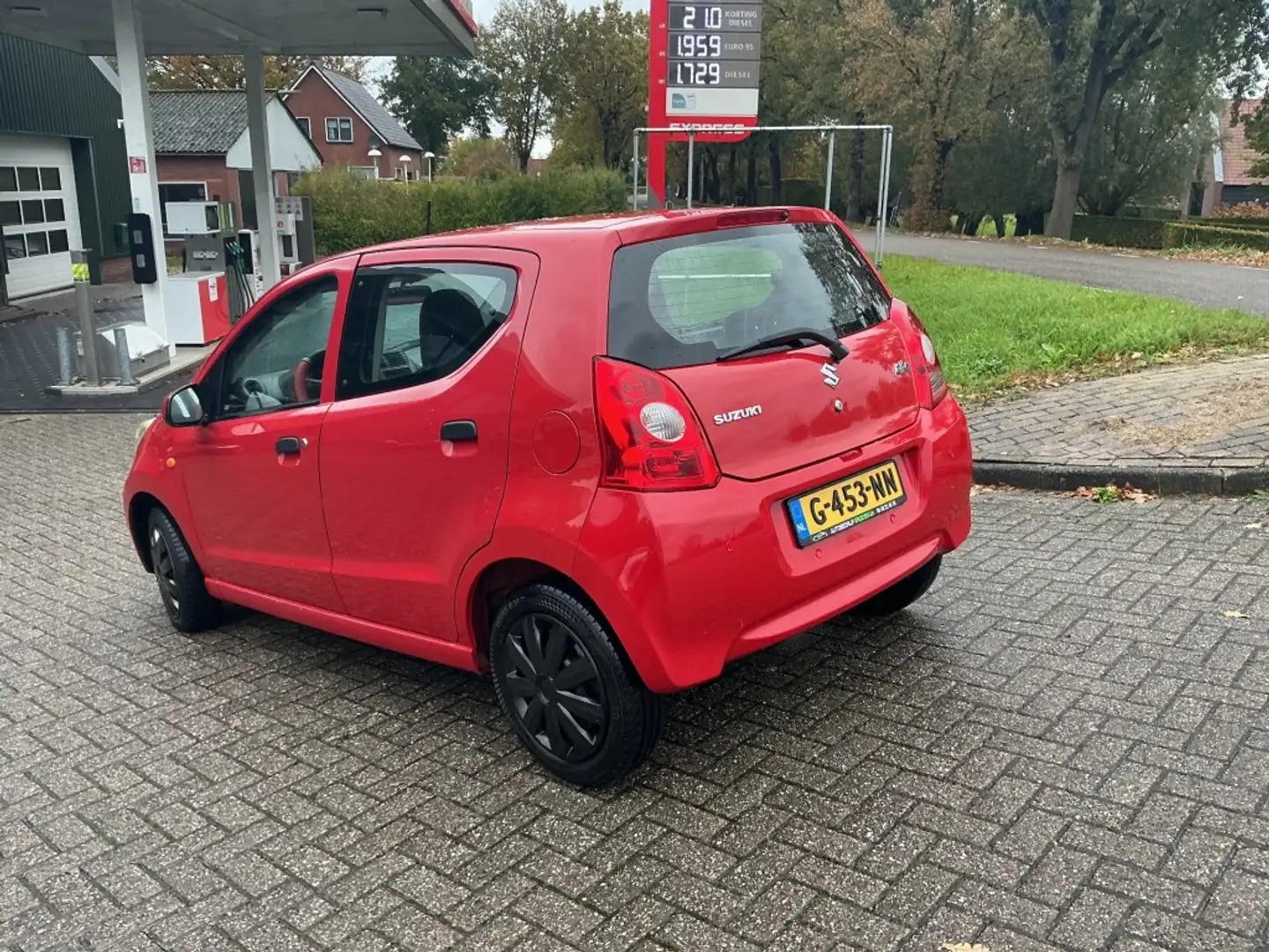 Suzuki Alto 1.0 COMFORT Rood - 2