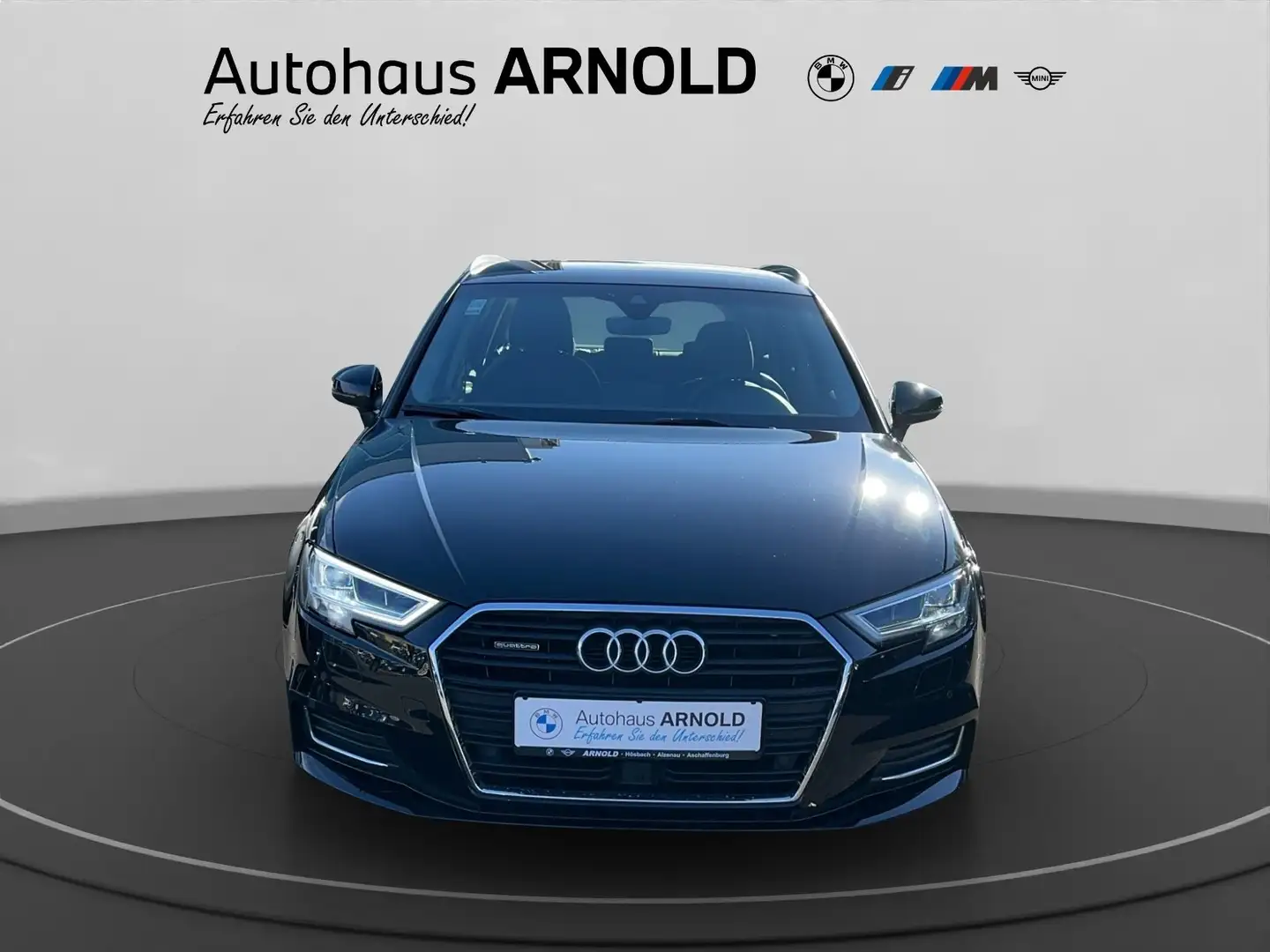 Audi A3 Sportback 2.0 TFSI design quattro Navi Side Assist Zwart - 2