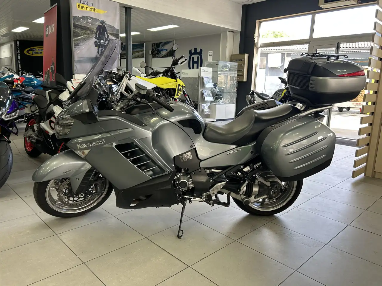 Kawasaki GTR 1400