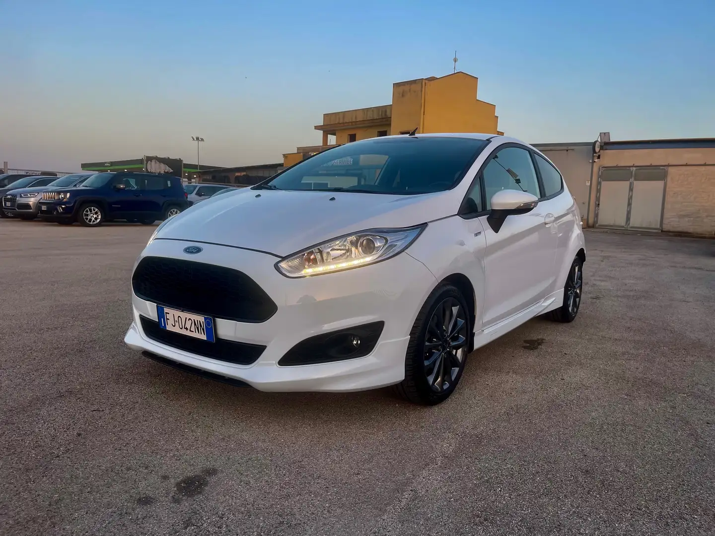 Ford Fiesta Fiesta 3p 1.5 tdci ST-line 75cv NUOVA Bianco - 1