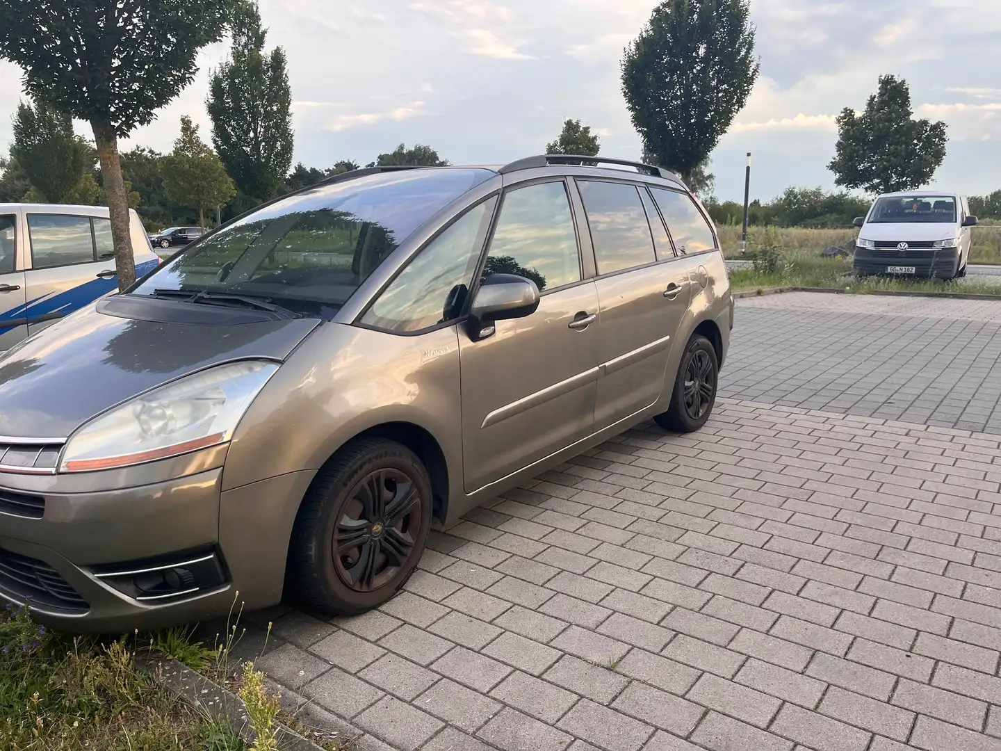 Citroen C4 Picasso C4 Picasso 1.6 HDi FAP Advance Beige - 1