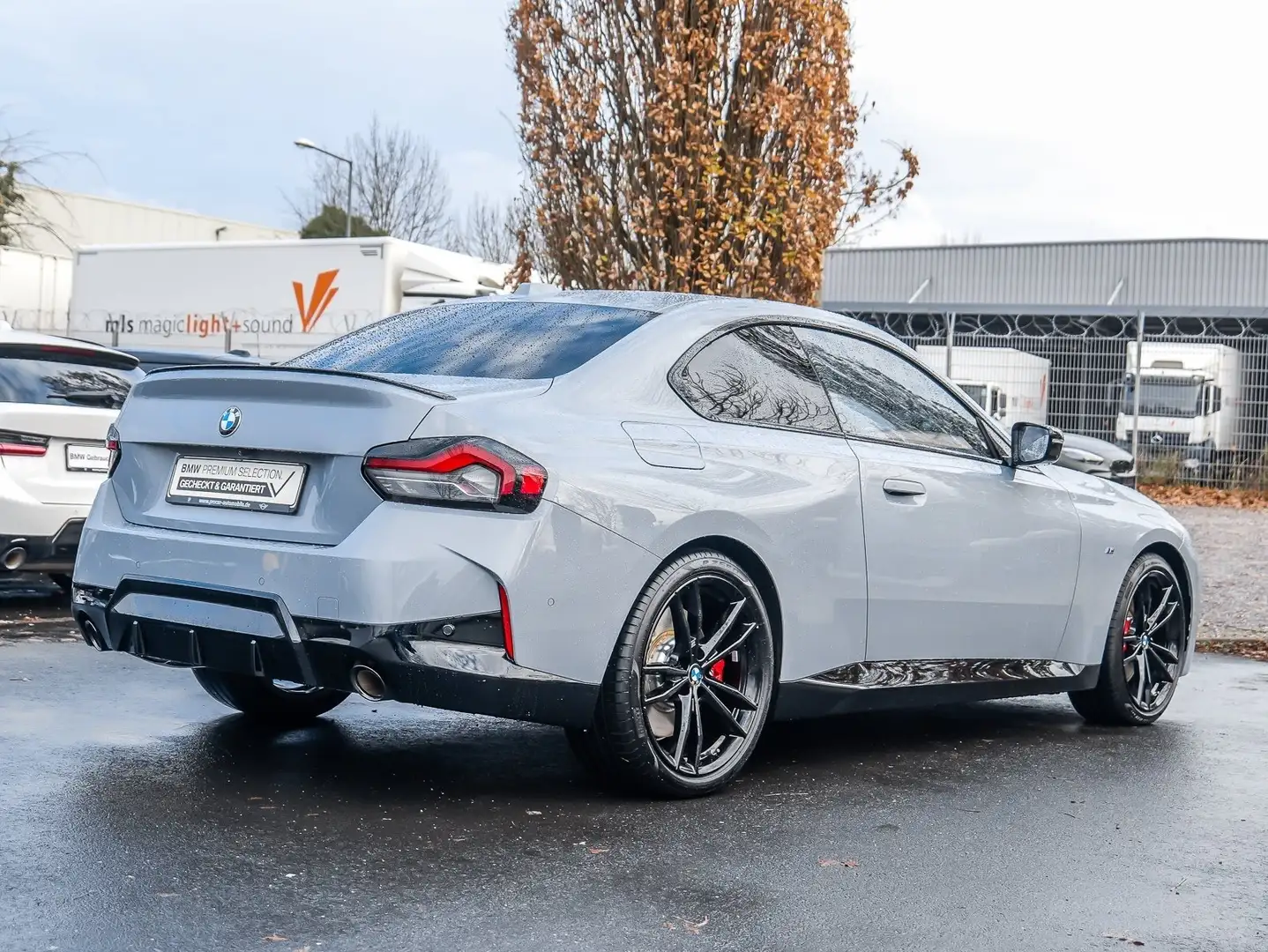 BMW 220 i Coupé M Sport ACC RFK NAVI LED Sound Syst. Grau - 2