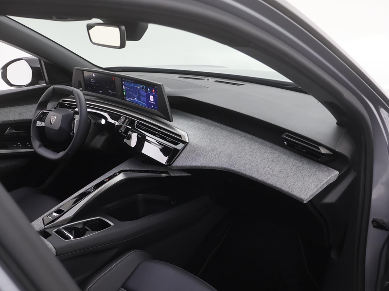 Peugeot 5008 1.2 Hybrid 145 Allure 7p AUTOM. CARPLAY|360CAMERA| — photo 25