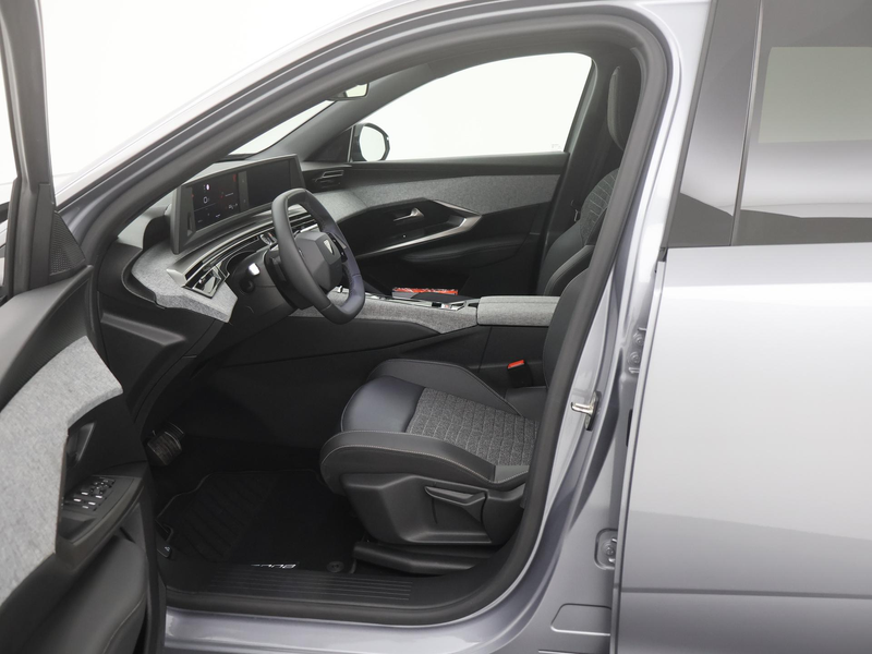 Peugeot 5008 1.2 Hybrid 145 Allure 7p AUTOM. CARPLAY|360CAMERA| — photo 10