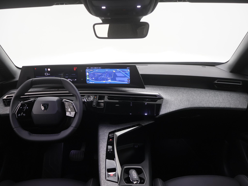 Peugeot 5008 1.2 Hybrid 145 Allure 7p AUTOM. CARPLAY|360CAMERA| — photo 2