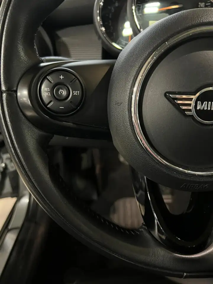 MINI 5 Door снимка MINI 5 Door