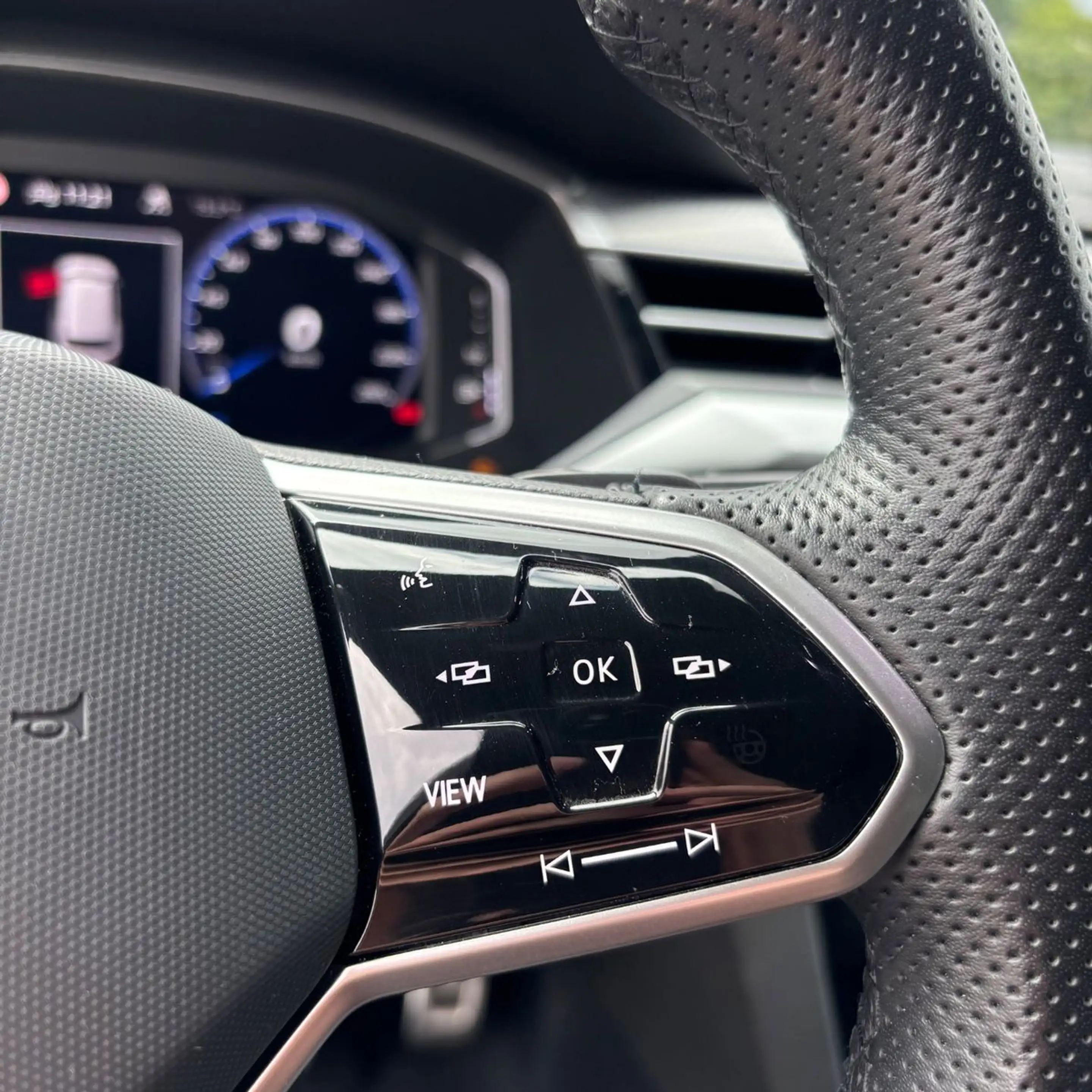 Volkswagen Arteon SB R-Line / AHK / Garantie — photo 14