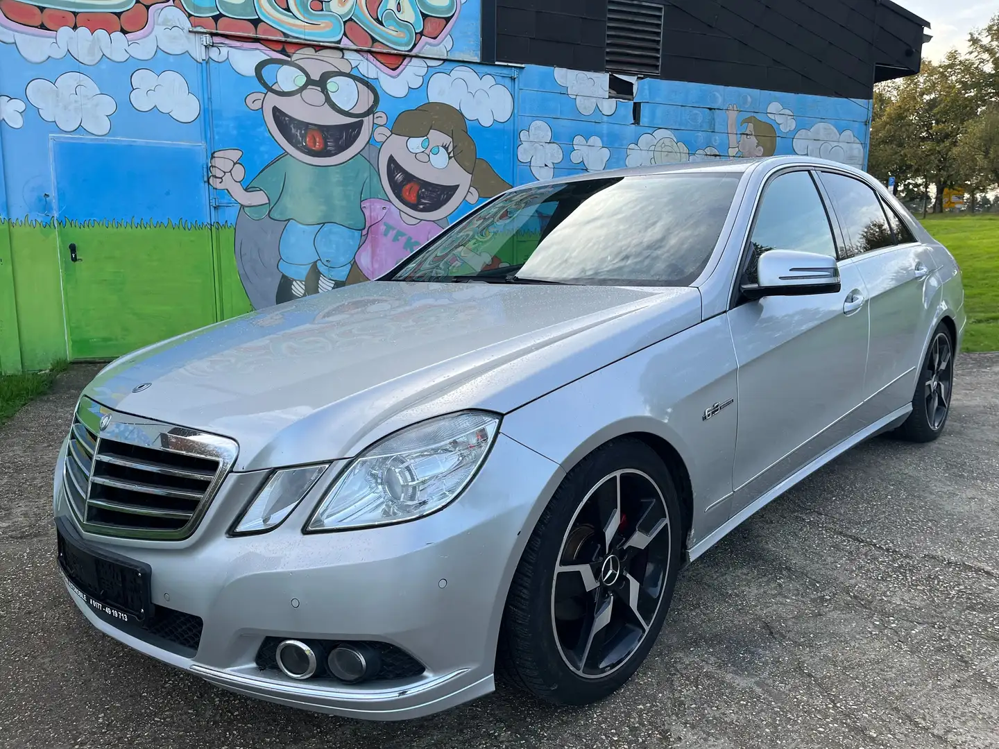 Mercedes-Benz E 220 E 220 CDI BlueEfficiency (212.002) Grijs - 1