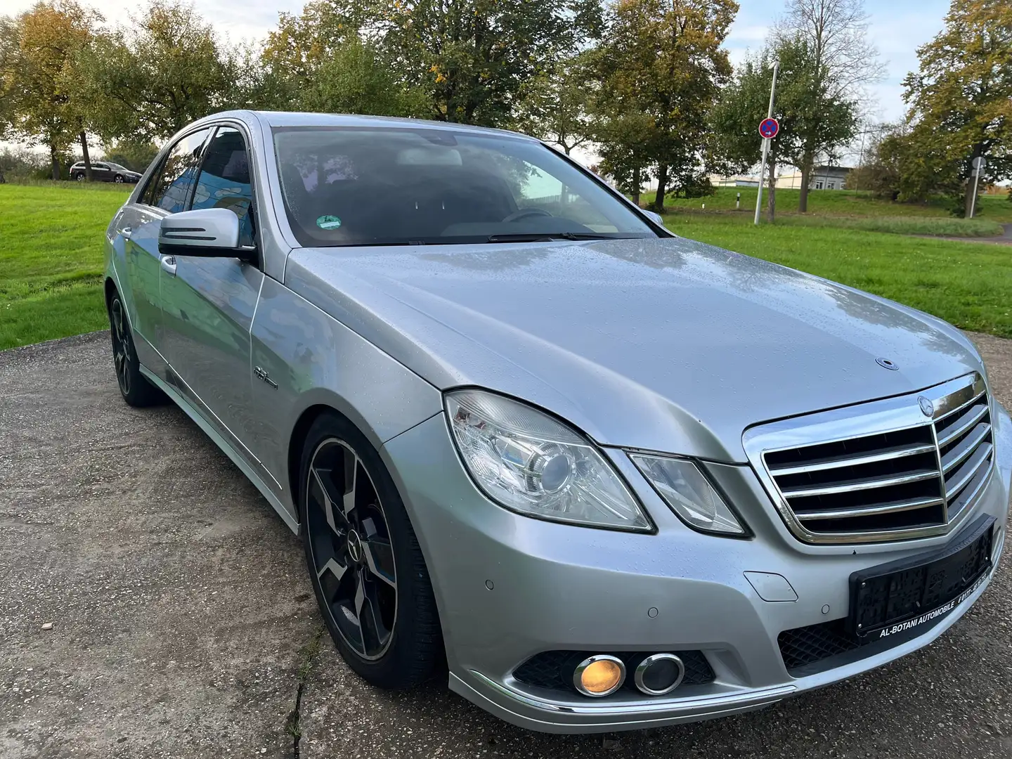 Mercedes-Benz E 220 E 220 CDI BlueEfficiency (212.002) Grijs - 2
