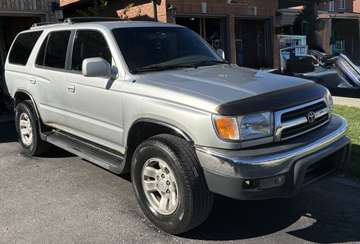 4dr SR5 V6 Automatic 4WD