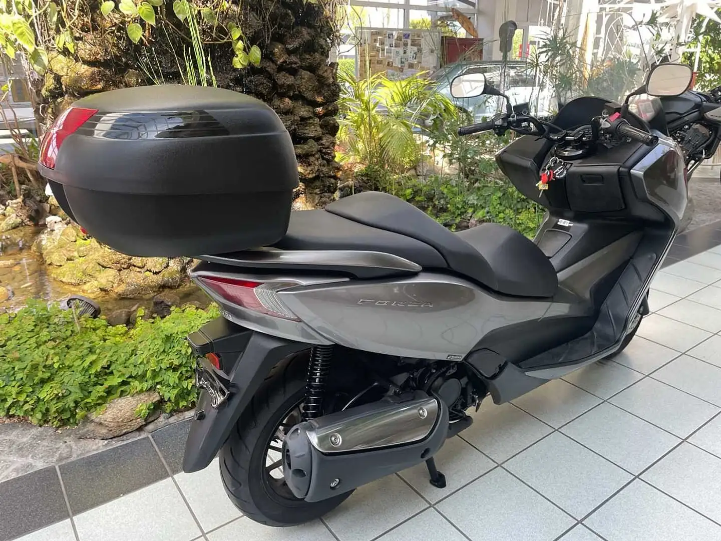 Honda NSS Forza 300 ABS Argent - 2