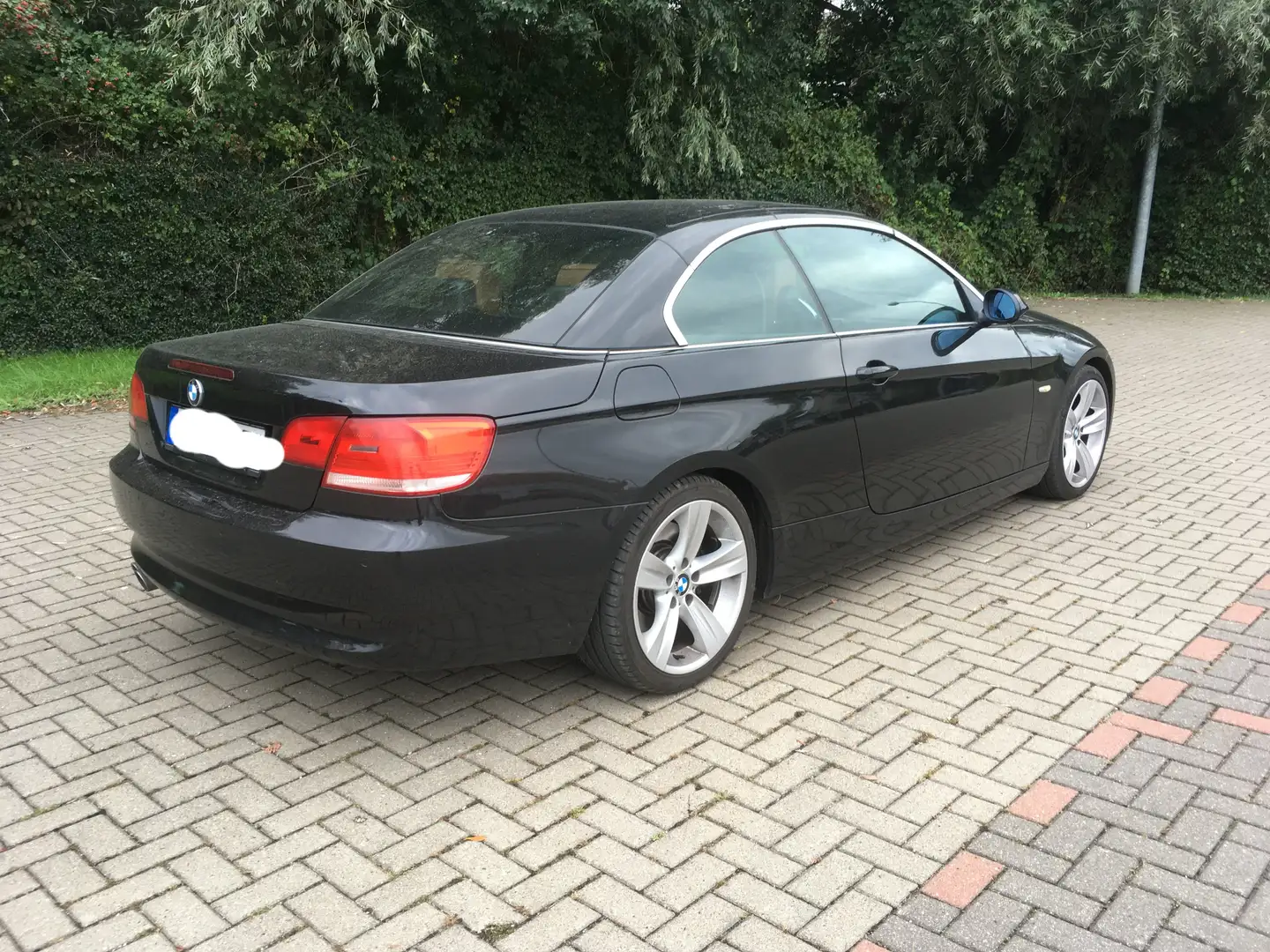 BMW 330 330d DPF Cabrio Aut. Schwarz - 2