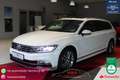 Volkswagen Passat Variant Highline/R-LINE BMT White - thumbnail 1