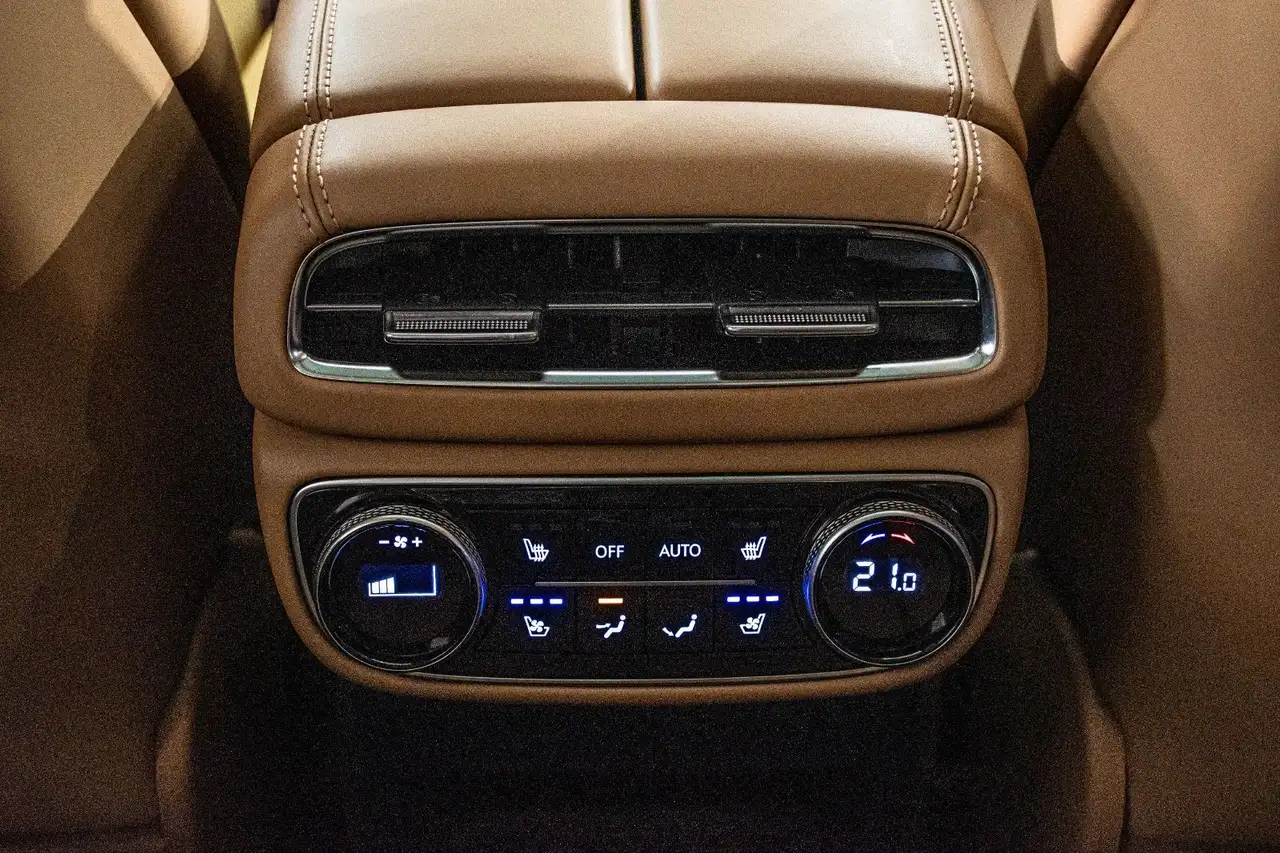Genesis GV80 снимка Genesis GV80