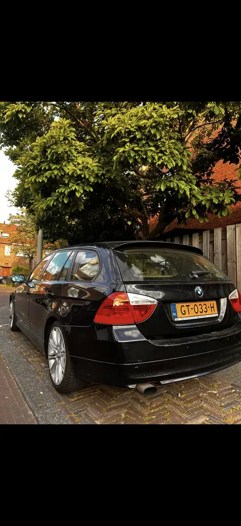 BMW 318 318i Touring - 1