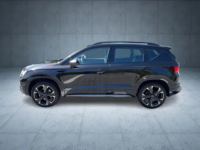 Cupra Ateca view 3
