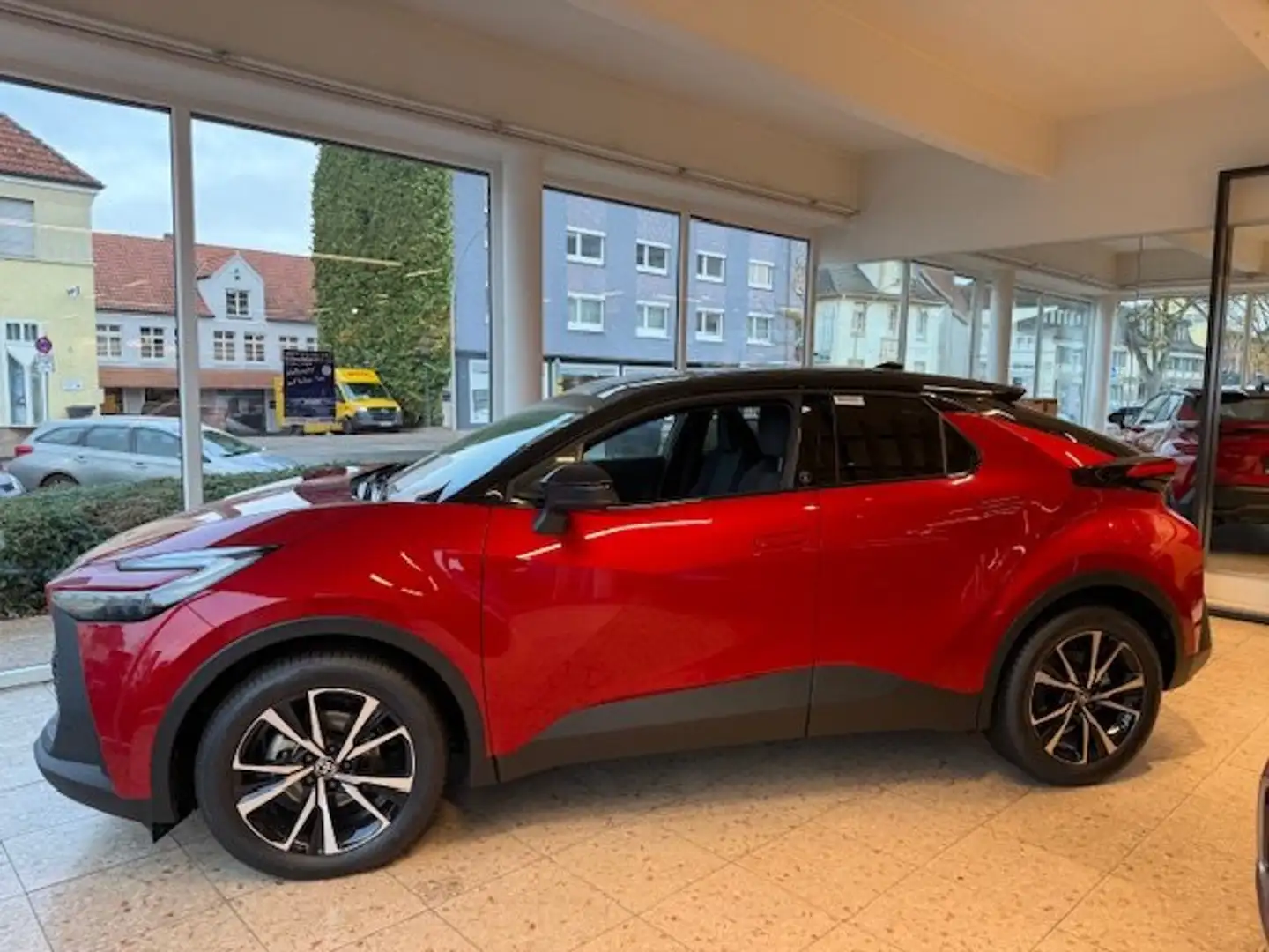 Toyota C-HR C-HR 2.0 Hybrid Team D Rouge - 2
