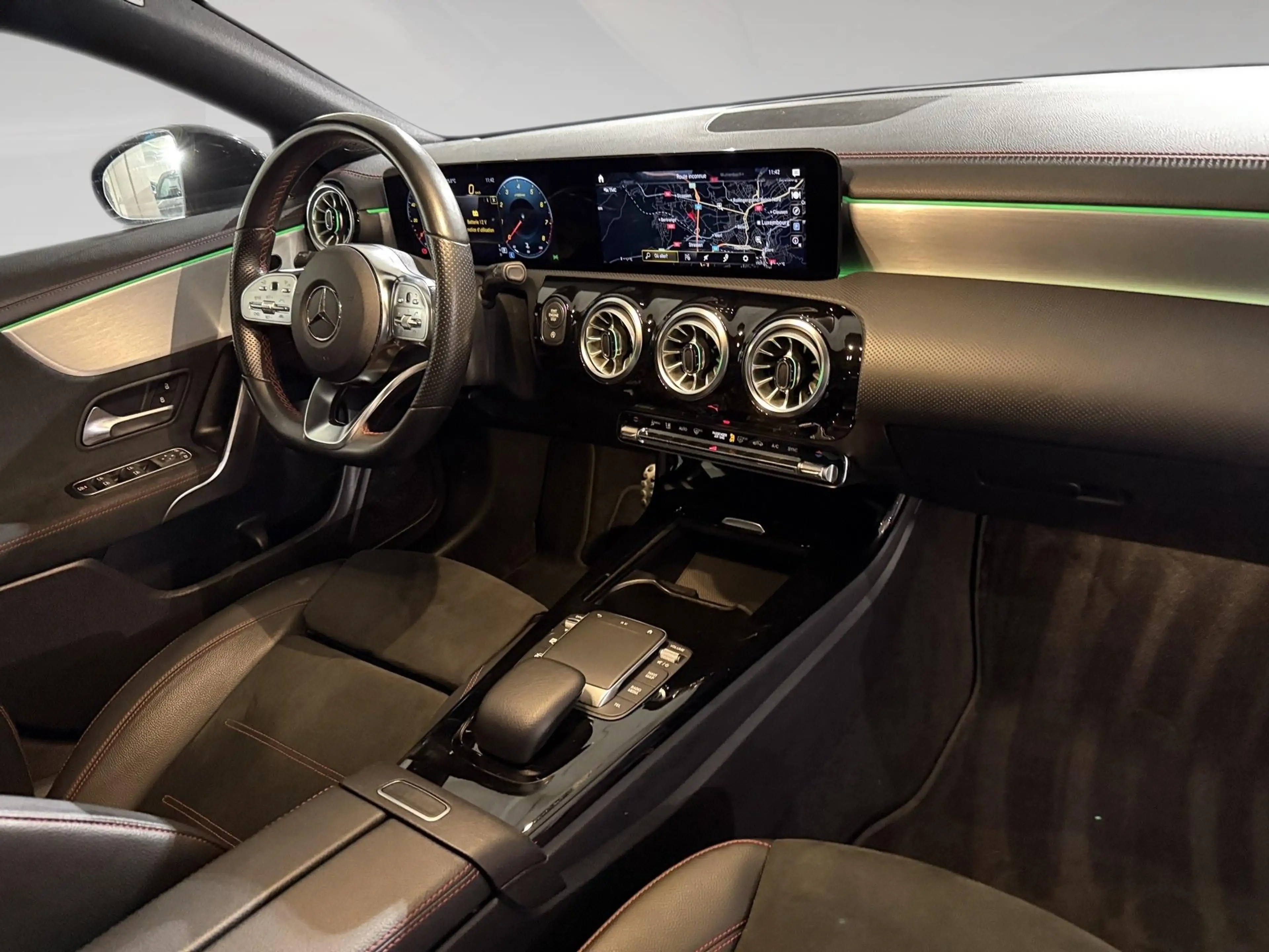 Mercedes-Benz CLA 180 Shooting Brake 1.3 CLA SHOOTING BRAKE AMG LINE — photo 7