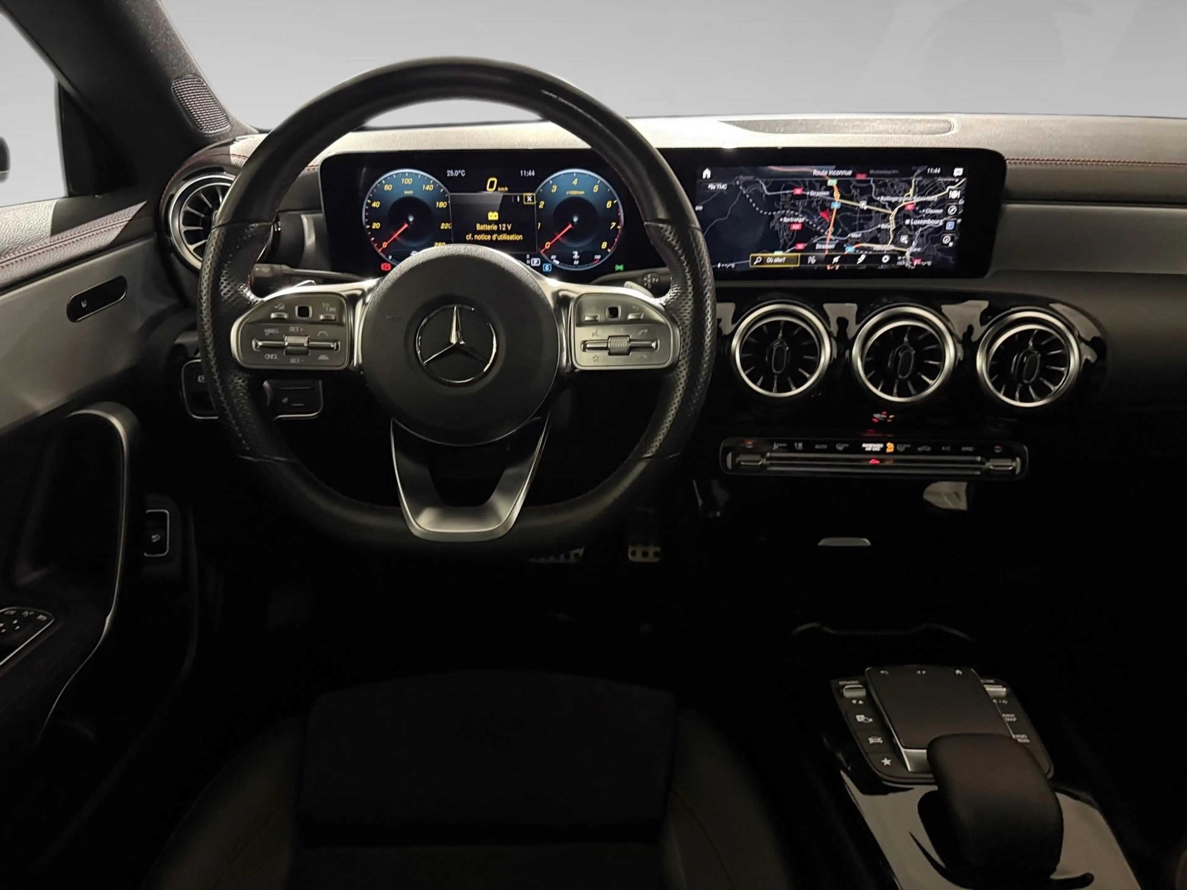 Mercedes-Benz CLA 180 Shooting Brake 1.3 CLA SHOOTING BRAKE AMG LINE — photo 6