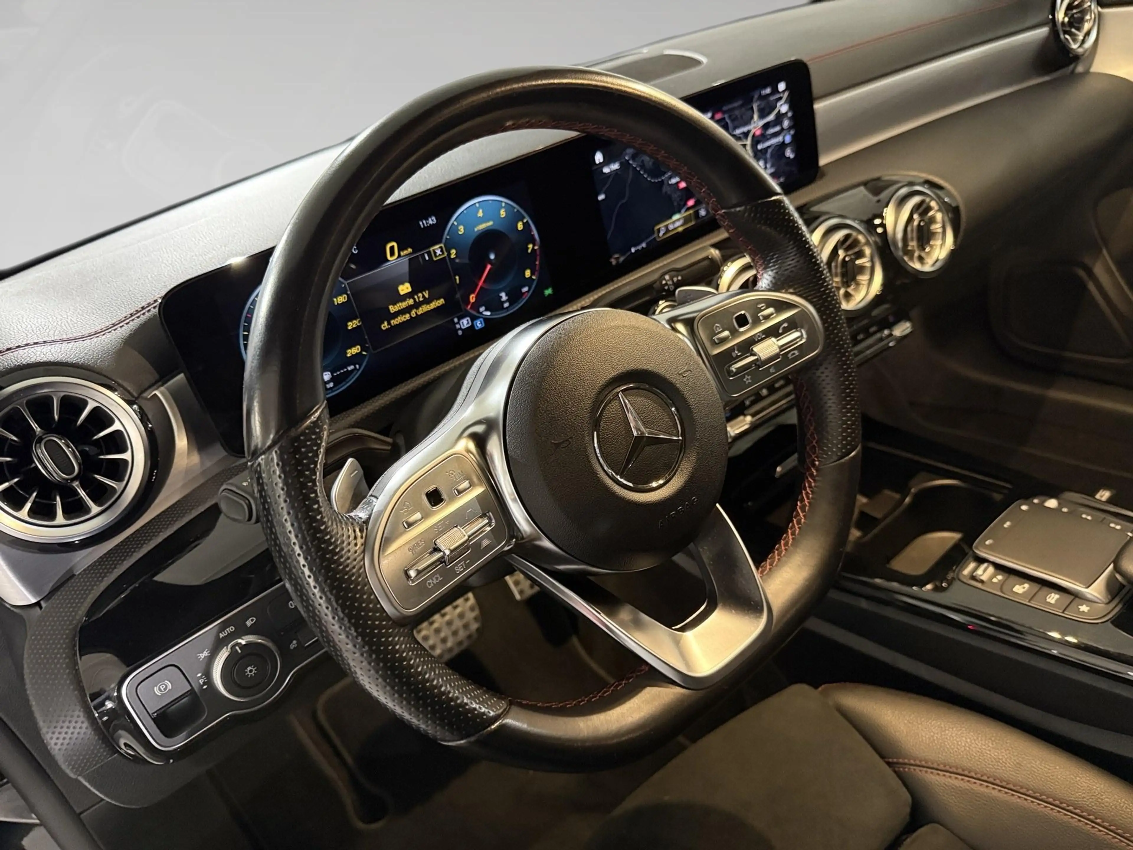 Mercedes-Benz CLA 180 Shooting Brake 1.3 CLA SHOOTING BRAKE AMG LINE — photo 8
