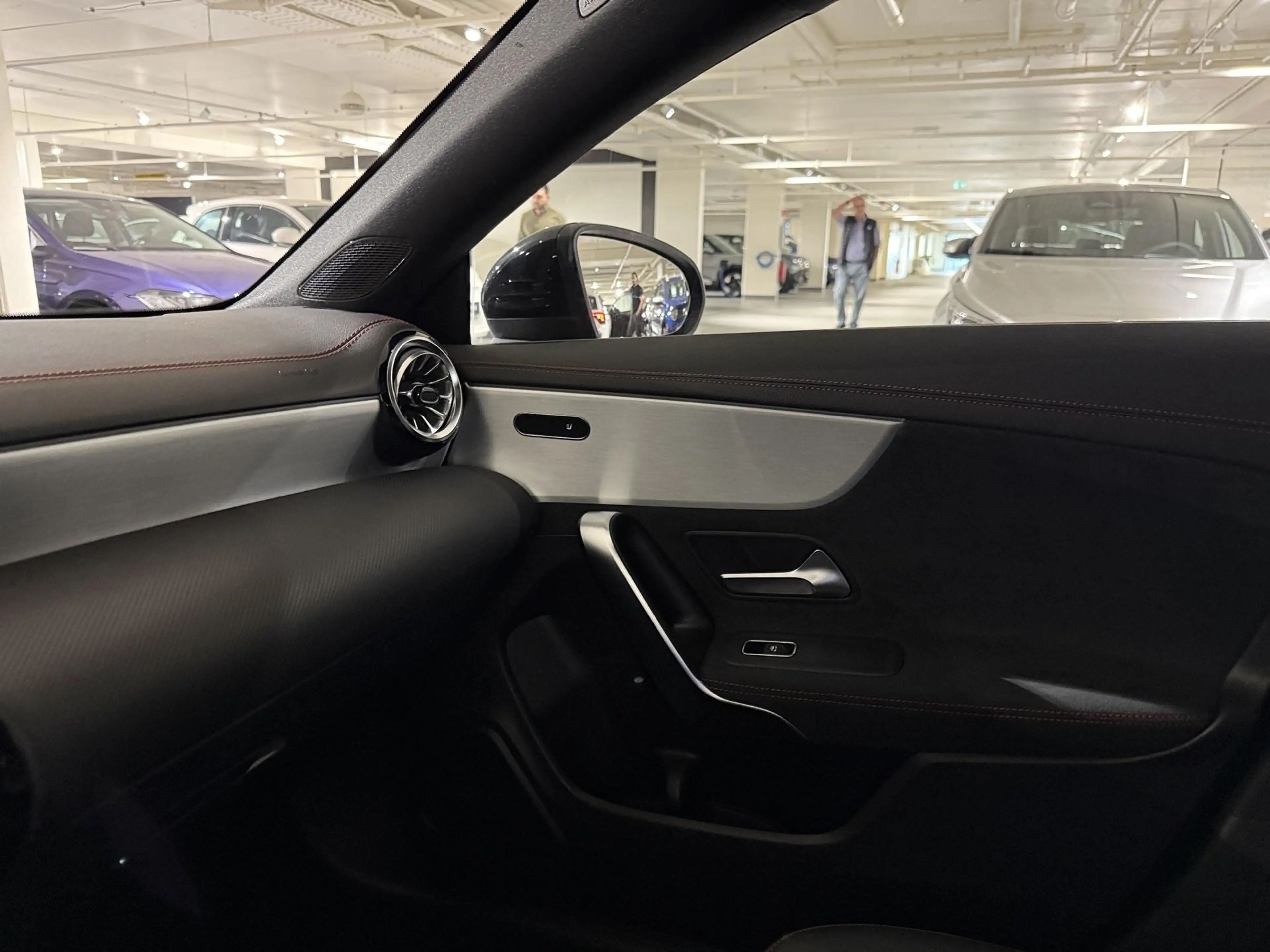 Mercedes-Benz CLA 180 Shooting Brake 1.3 CLA SHOOTING BRAKE AMG LINE — photo 10