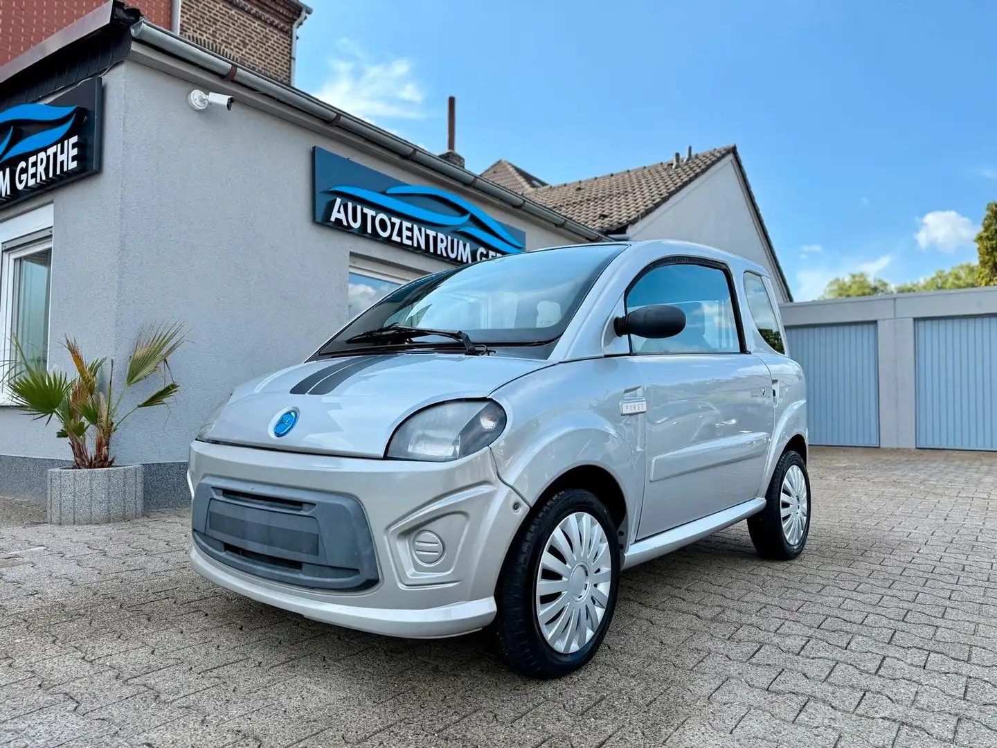 Microcar Due First 54 XL Moped Auto *Automatik*45 km/h* Grau - 1
