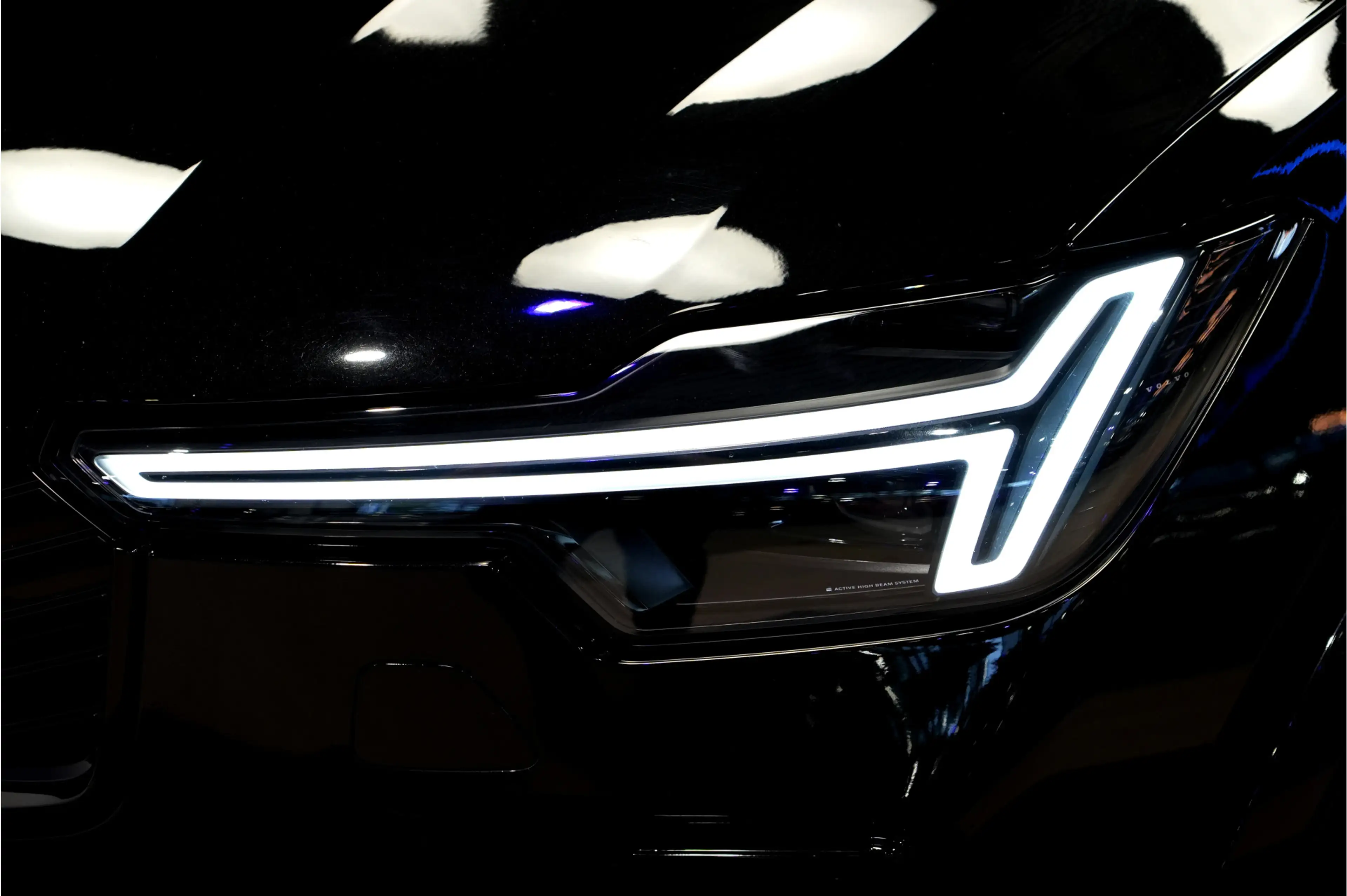Volvo XC90 2.0 T8 AWD 335kW/456pk Aut8 Recharge Ultra Dark 7P — photo 11