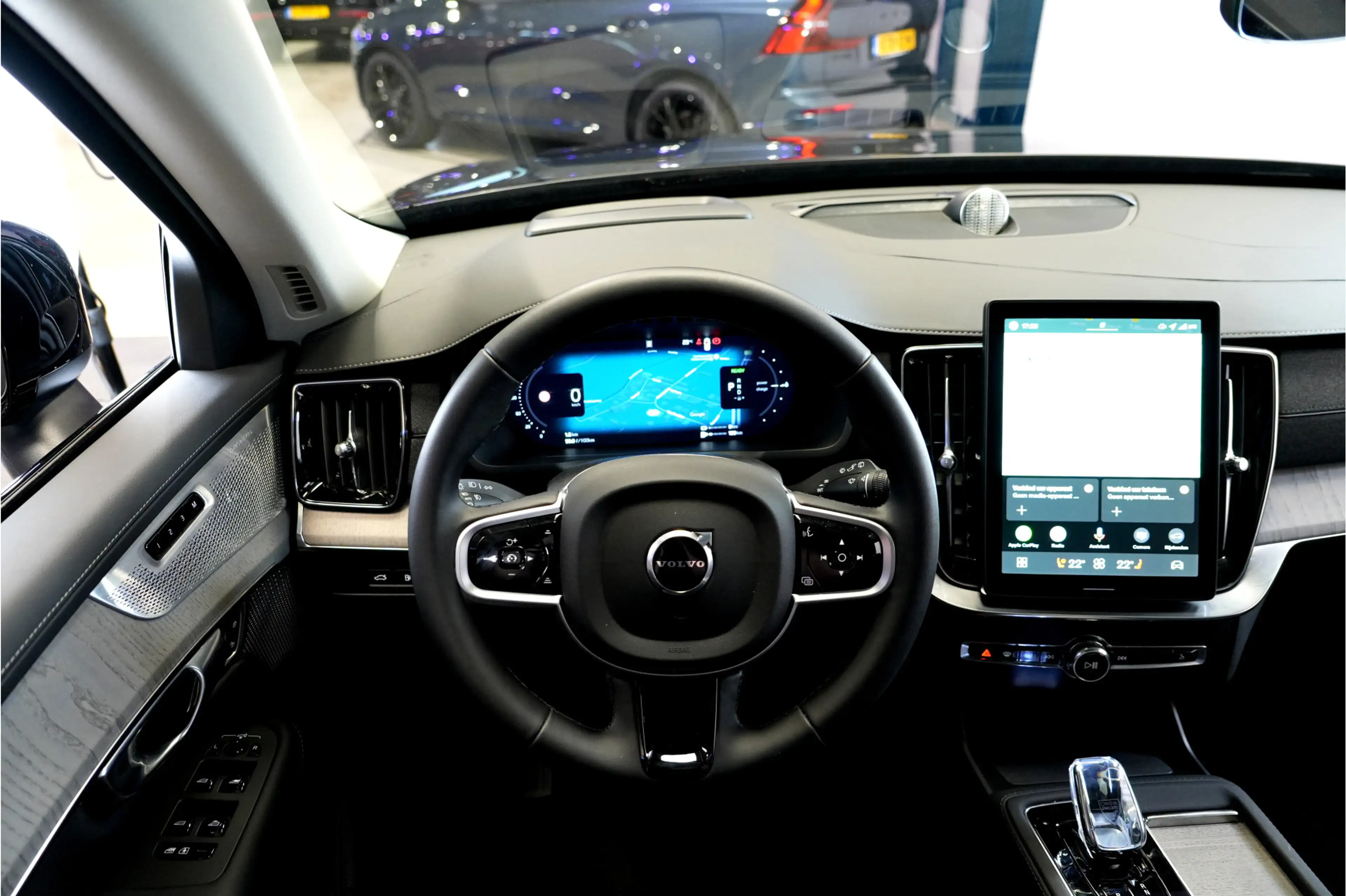 Volvo XC90 2.0 T8 AWD 335kW/456pk Aut8 Recharge Ultra Dark 7P — photo 26
