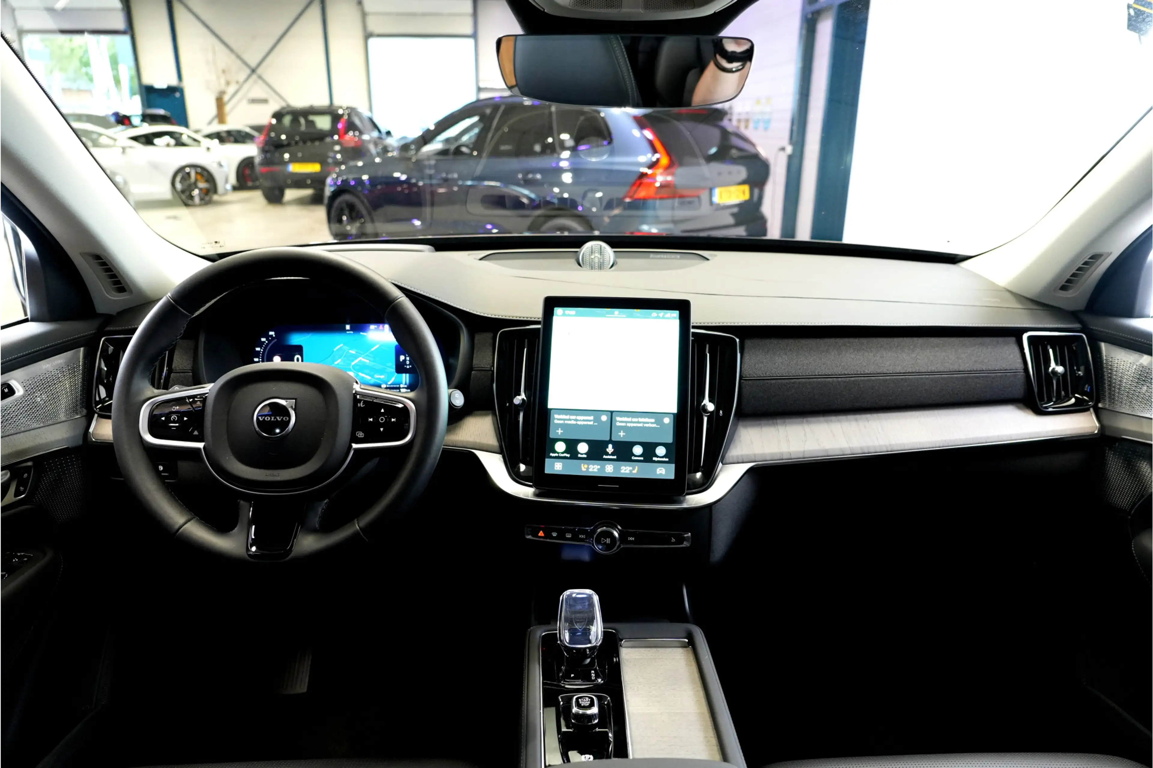 Volvo XC90 2.0 T8 AWD 335kW/456pk Aut8 Recharge Ultra Dark 7P — photo 2