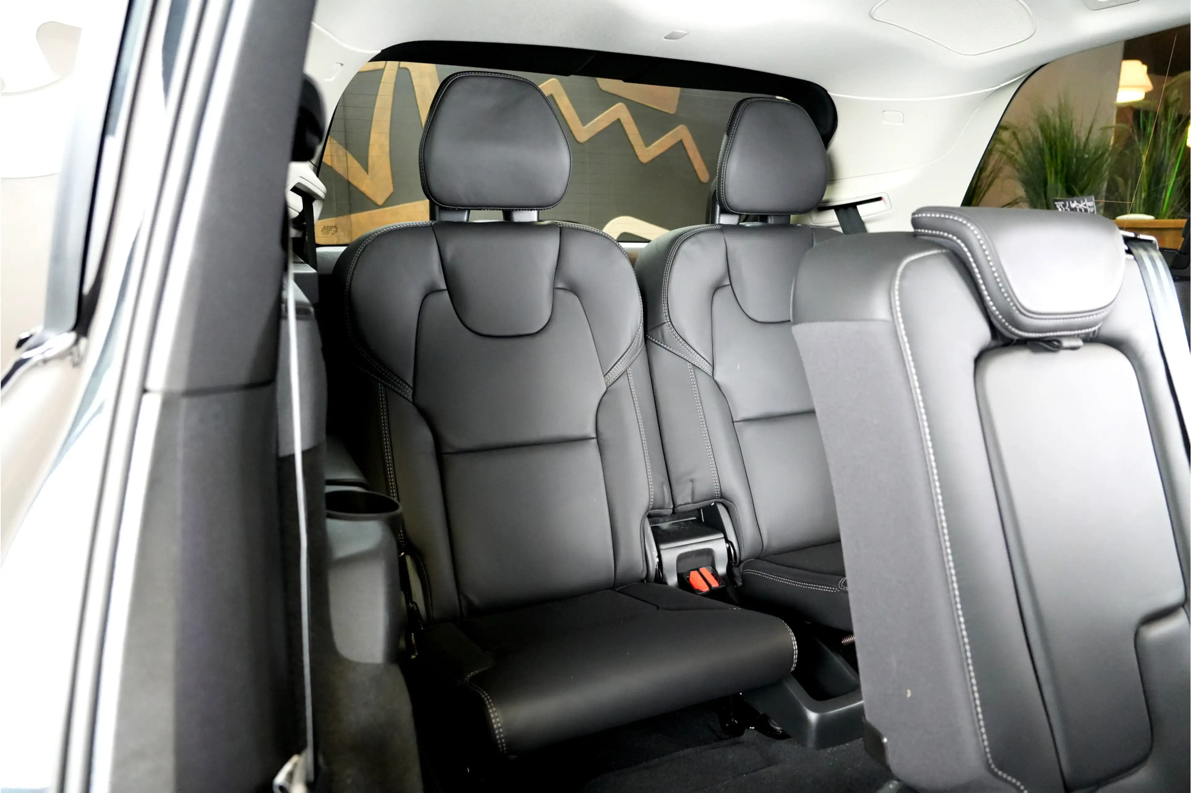 Volvo XC90 2.0 T8 AWD 335kW/456pk Aut8 Recharge Ultra Dark 7P — photo 12