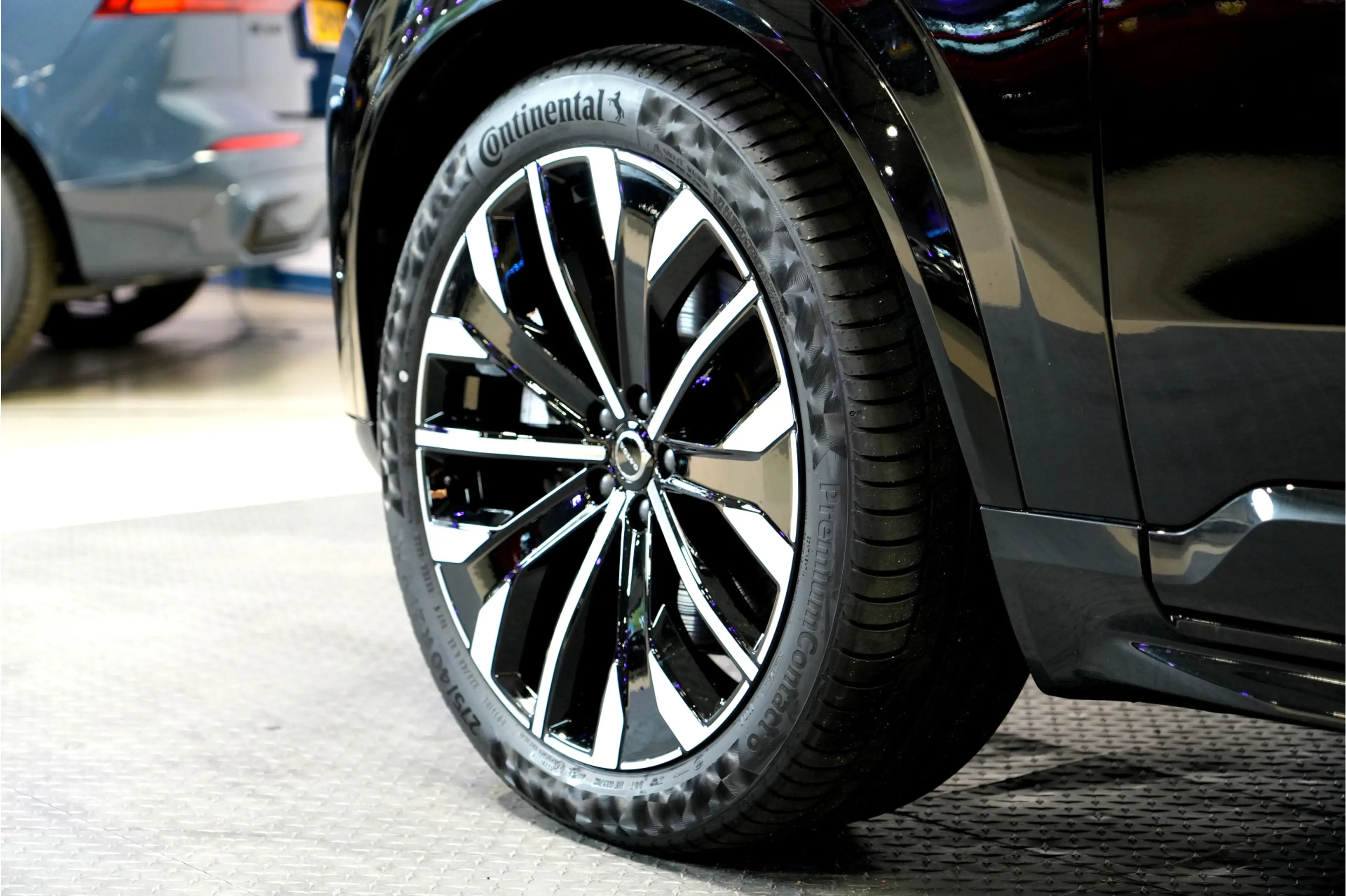 Volvo XC90 2.0 T8 AWD 335kW/456pk Aut8 Recharge Ultra Dark 7P — photo 29