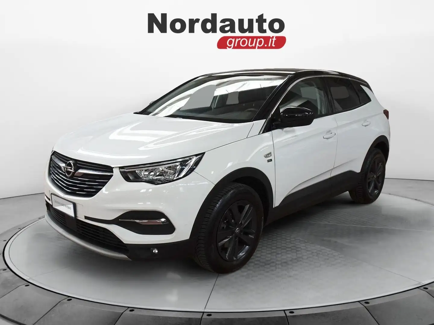 Opel Grandland 1.5 diesel Ecotec Start&Stop Business White - 1