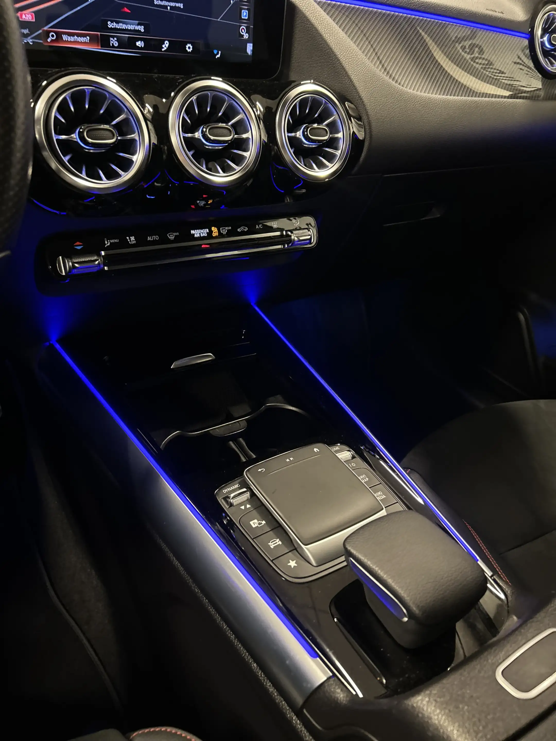 Mercedes-Benz GLA 250 e AMG Line | Adaptive cruise control | Sfeerverlic — photo 16