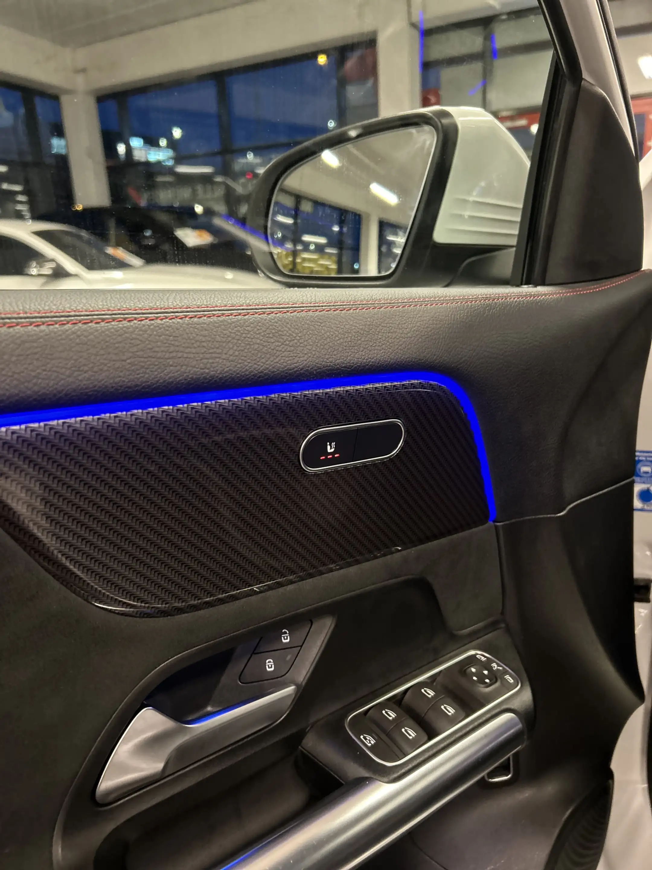 Mercedes-Benz GLA 250 e AMG Line | Adaptive cruise control | Sfeerverlic — photo 14