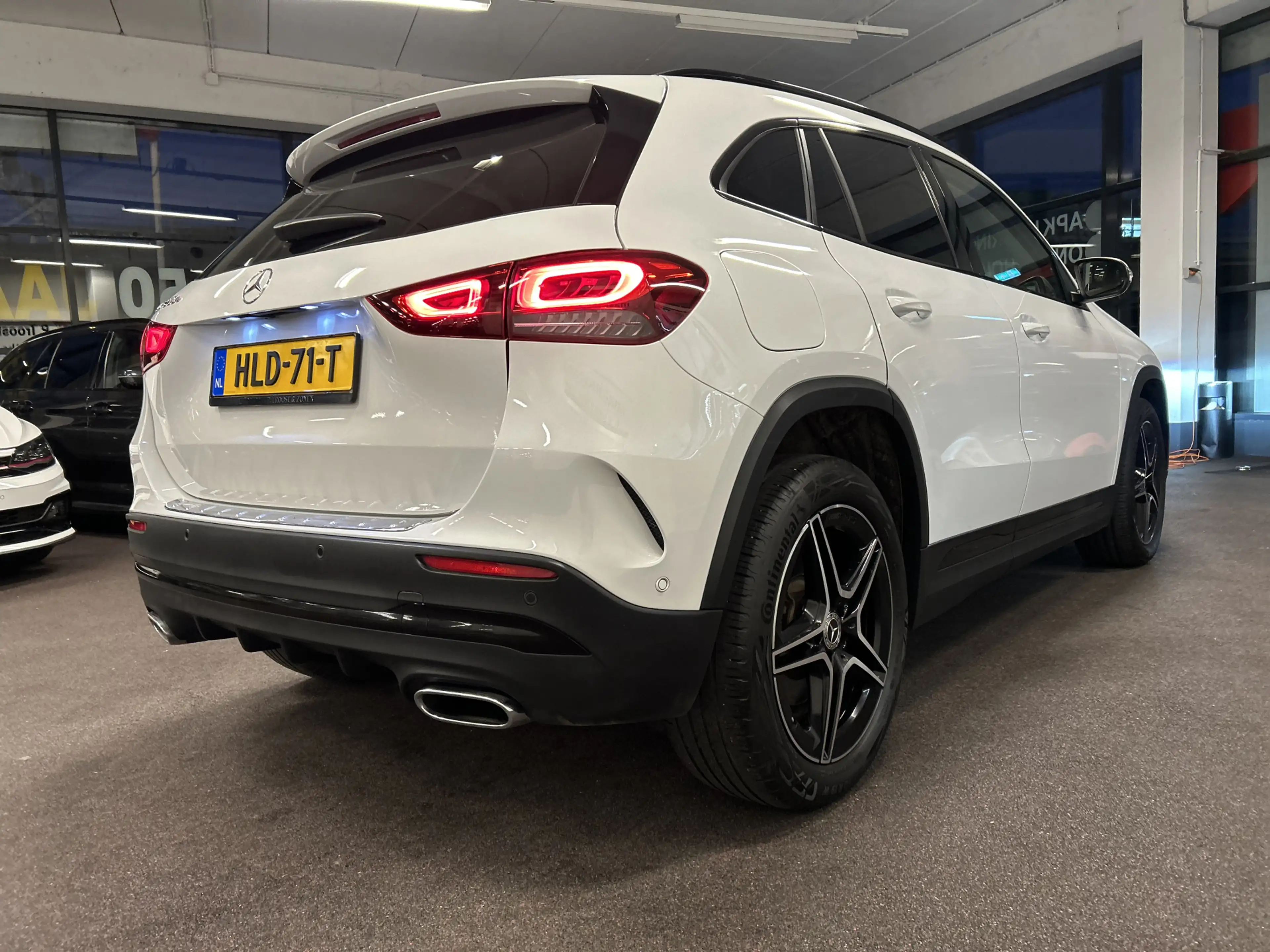 Mercedes-Benz GLA 250 e AMG Line | Adaptive cruise control | Sfeerverlic — photo 27