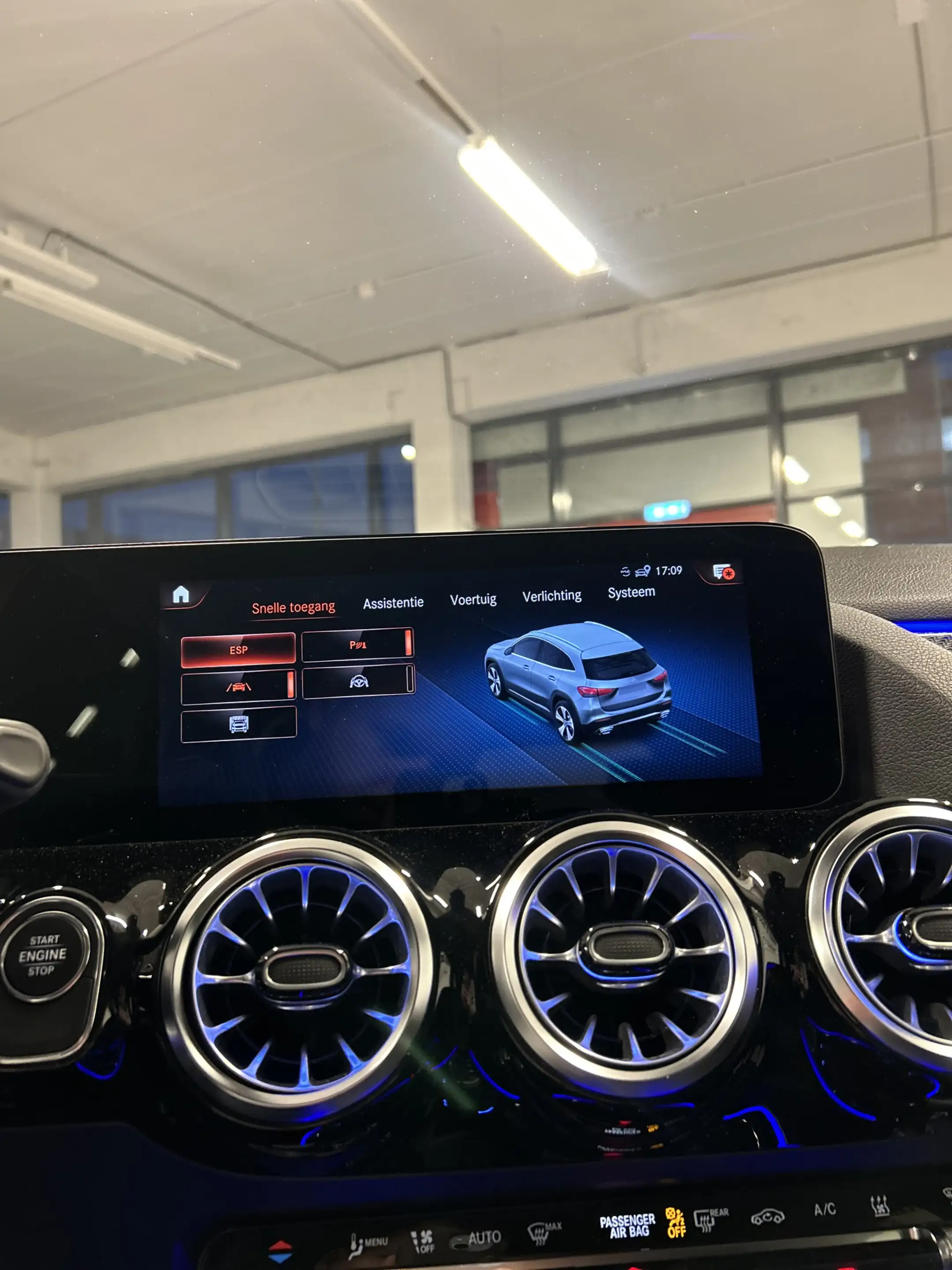 Mercedes-Benz GLA 250 e AMG Line | Adaptive cruise control | Sfeerverlic — photo 21