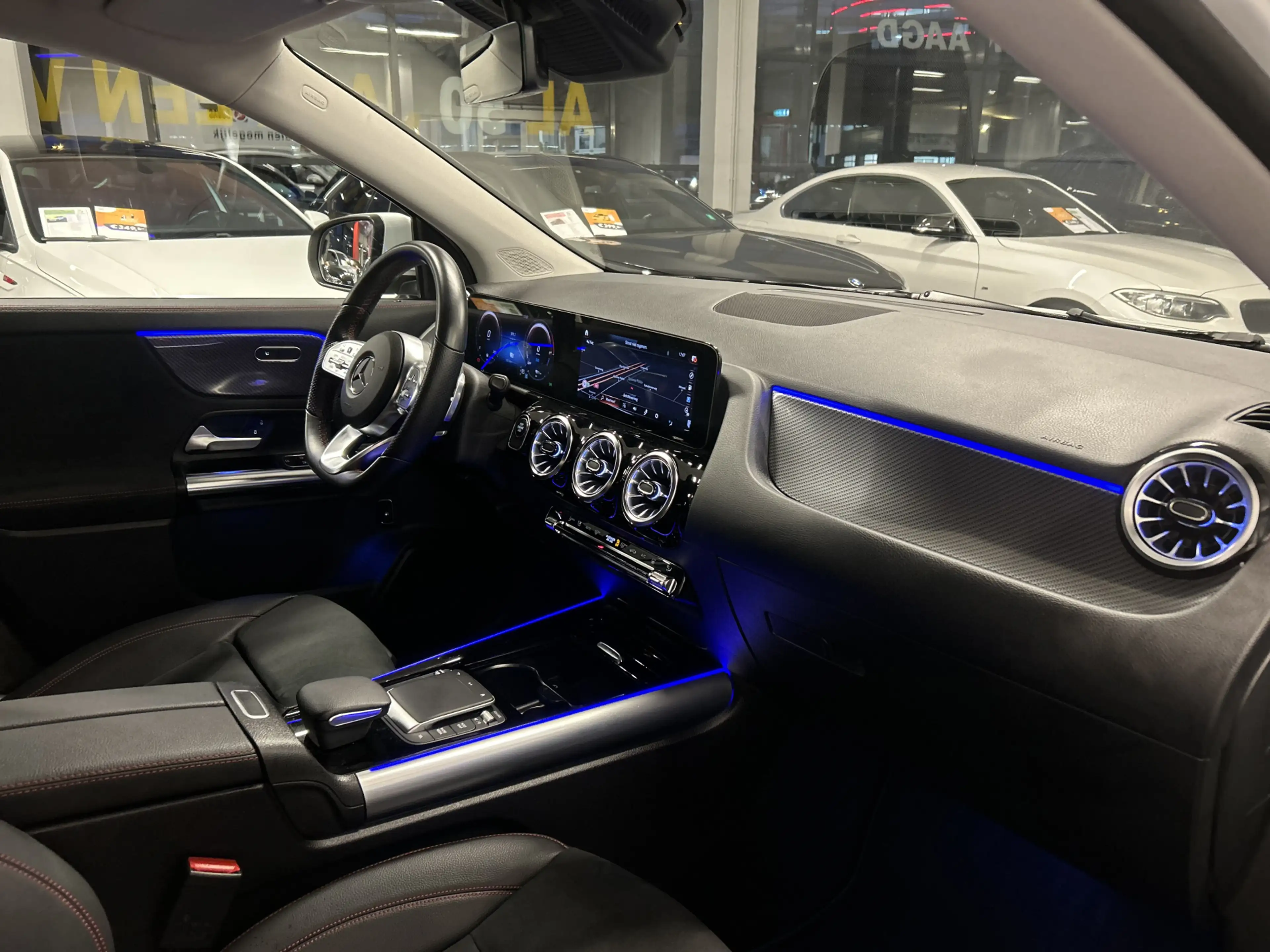 Mercedes-Benz GLA 250 e AMG Line | Adaptive cruise control | Sfeerverlic — photo 2
