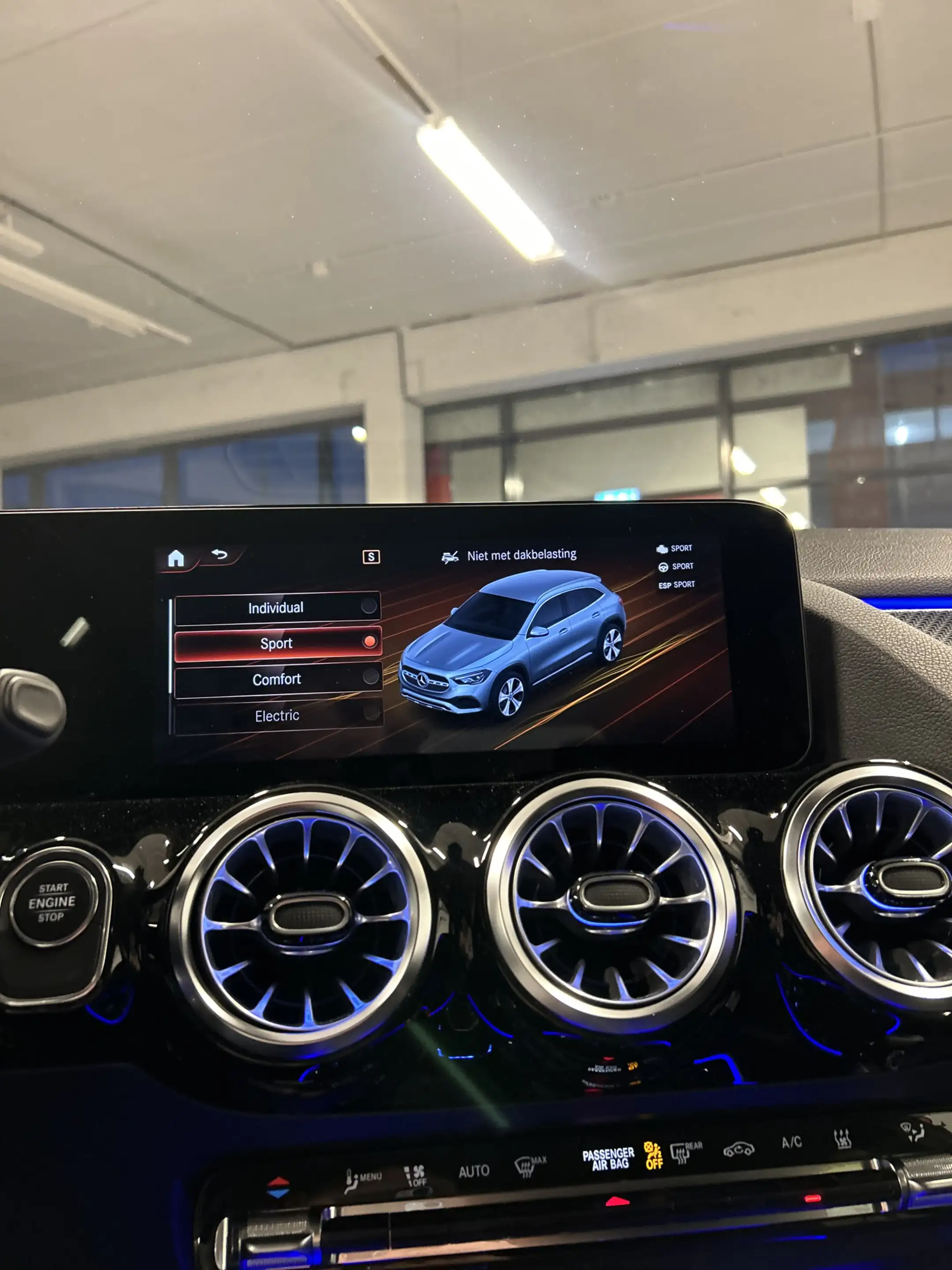 Mercedes-Benz GLA 250 e AMG Line | Adaptive cruise control | Sfeerverlic — photo 19
