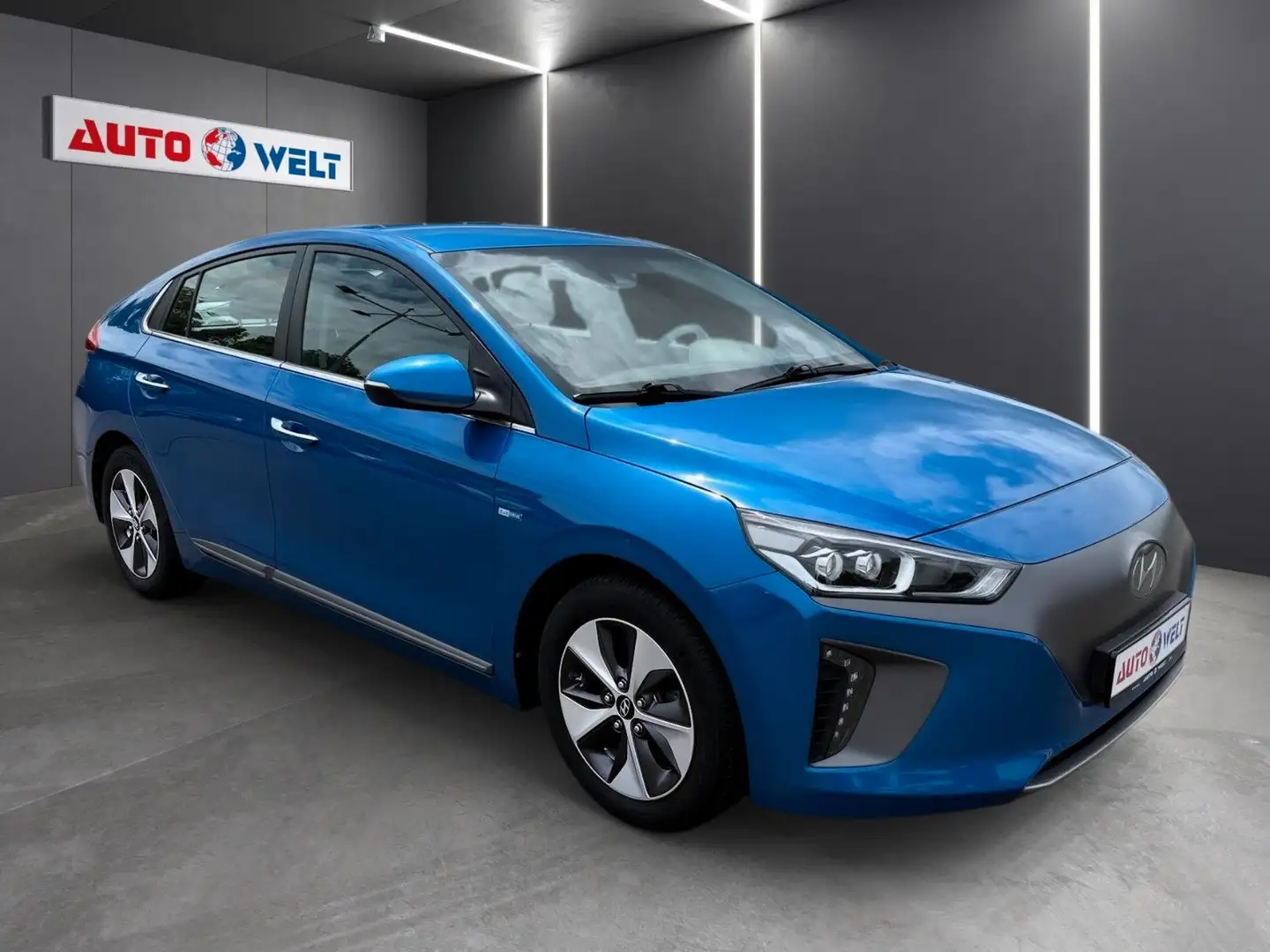 Hyundai IONIQ Ioniq Elektro Climatic DAB+ Navi Sitzhzg R-Cam Blau - 2