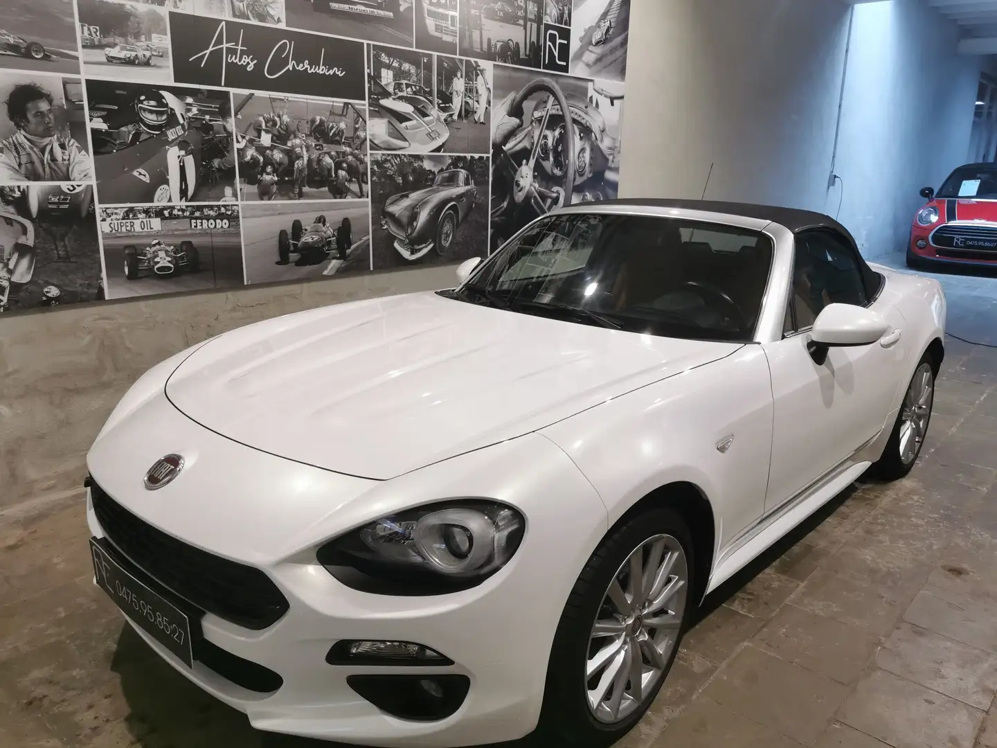 Fiat 124 Spider 124 Spider 1.4 MultiAir Lusso Automatique Blanc - 1