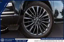 Infiniti QX80 2022