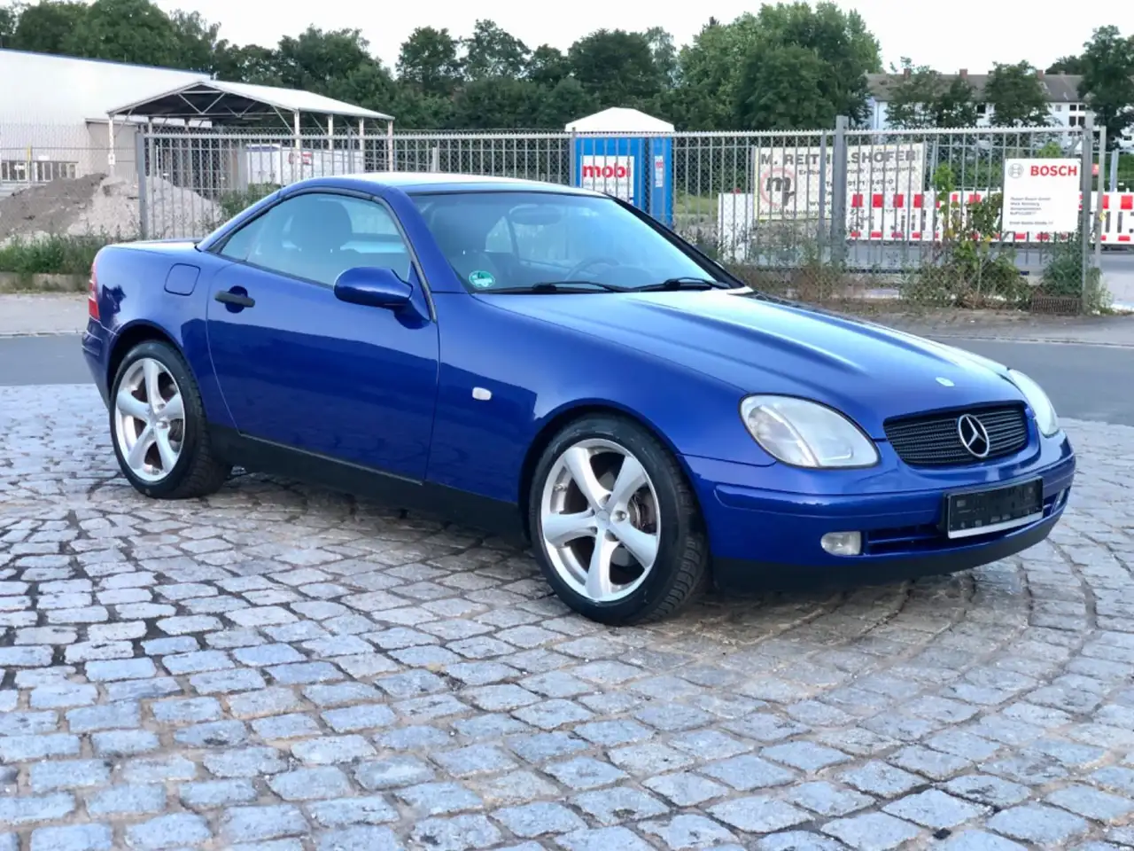 Mercedes-Benz SLK 200