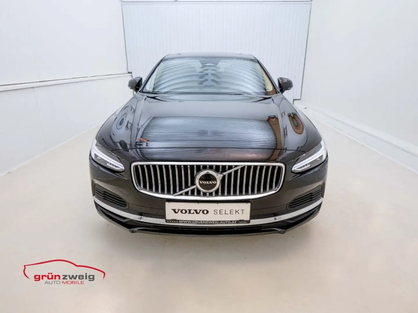 Volvo S90 T8 AWD Inscription Fekete - 2