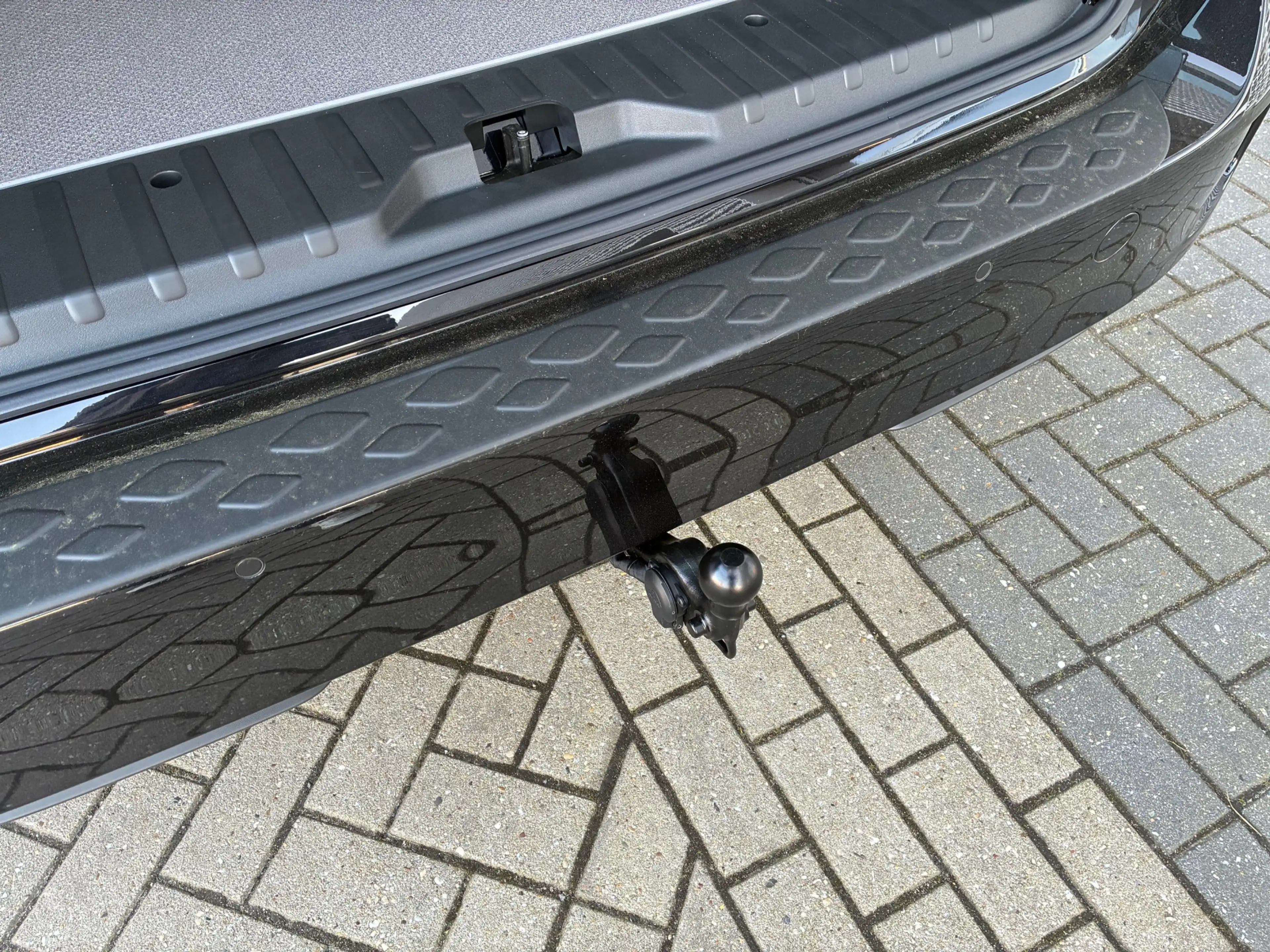 Volkswagen ID. Buzz Cargo Anniversary Edition 79 kWh — photo 5